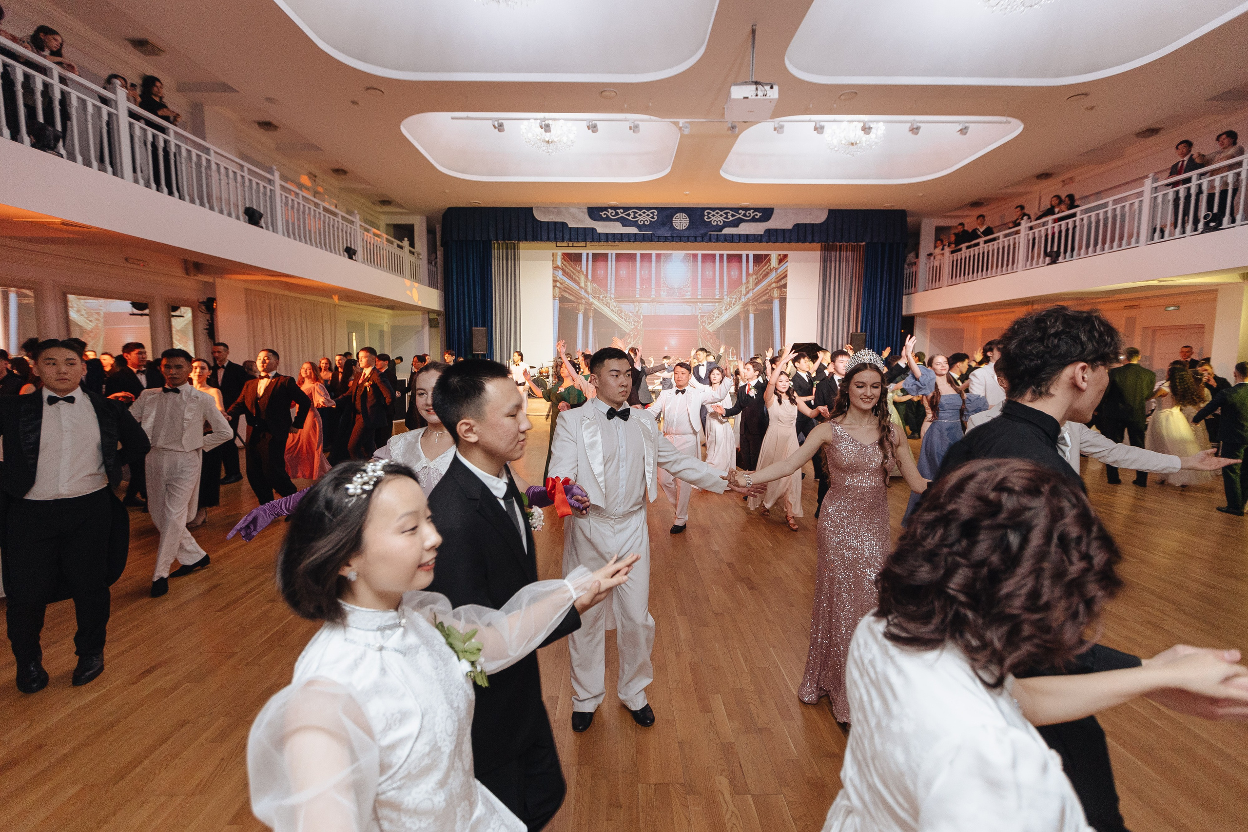 Студенческий бал. Свадебный и семейный фотограф в Улан-Удэ