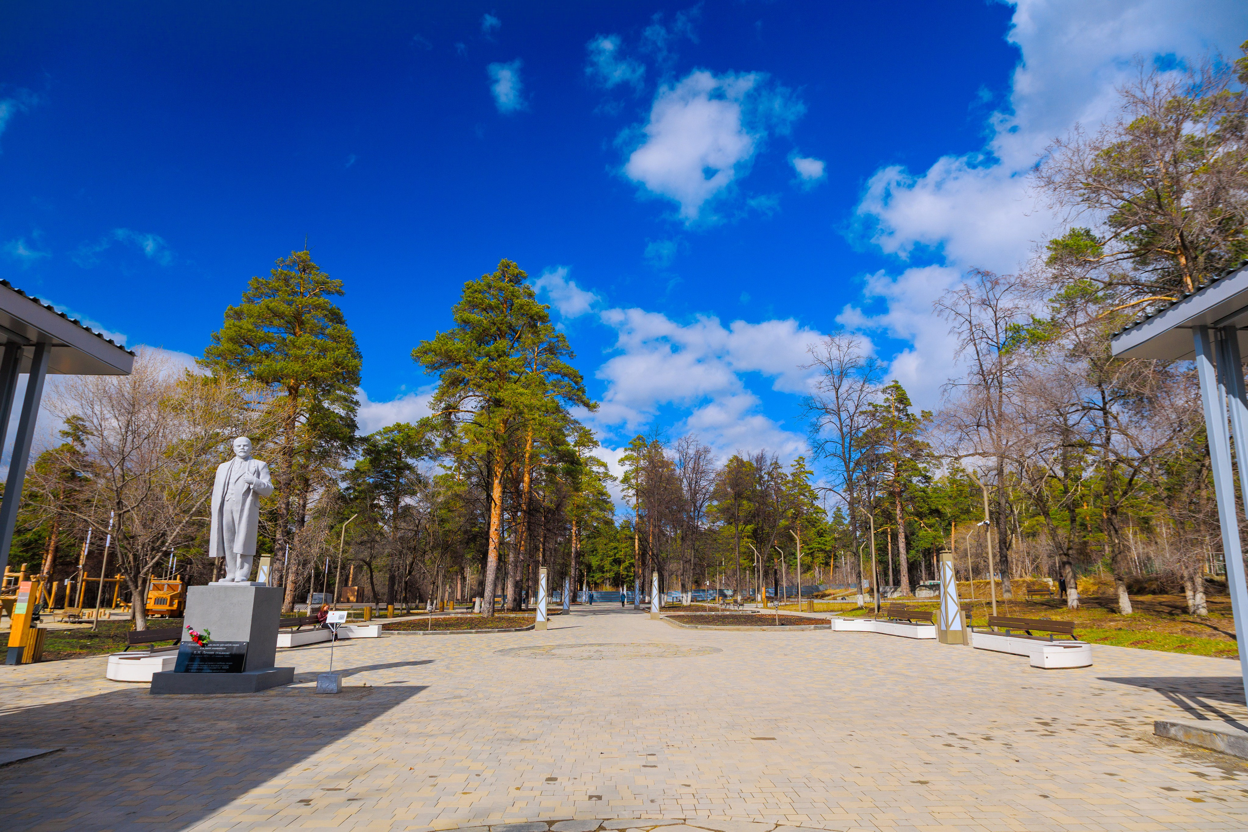 Пейзаж и город. Фотограф Леонид Мартенс