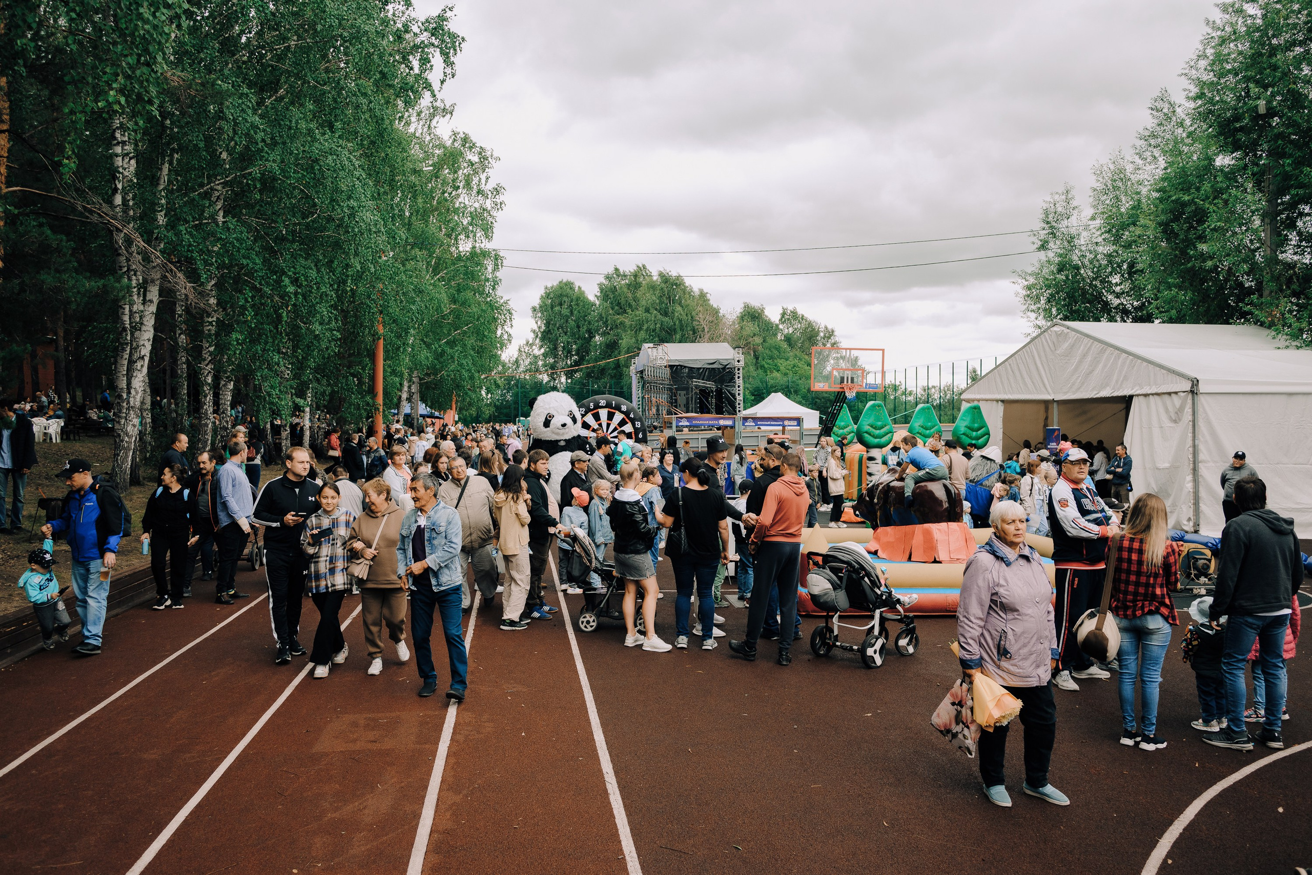 ДЕНЬ МЕТАЛЛУРГА. ЧЕЛЯБИНСКИЙ ЦИНКОВЫЙ ЗАВОД 2023. Репортажный фотограф Зуев Роман г. Челябинск