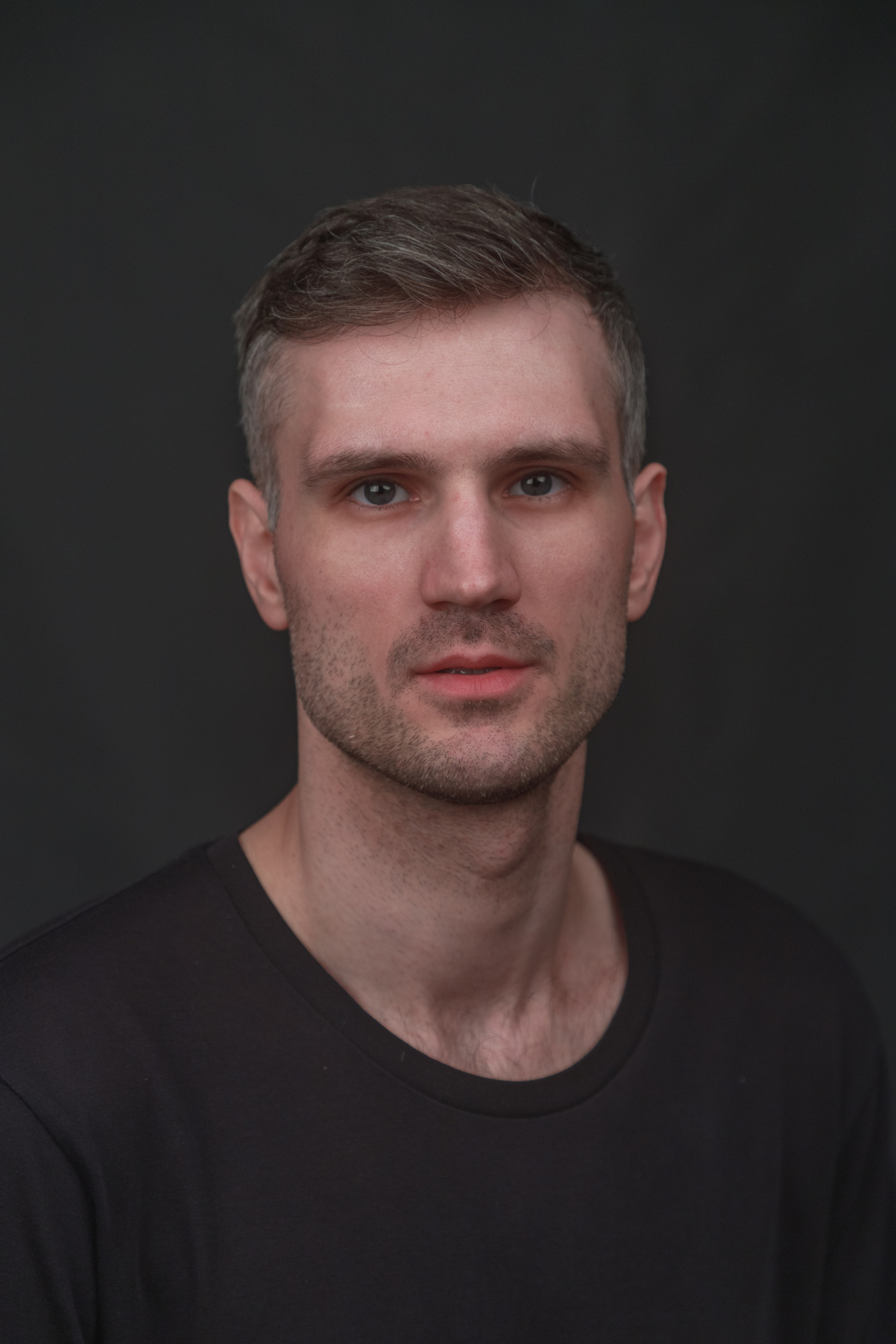 Актер Даниил Ивершинь