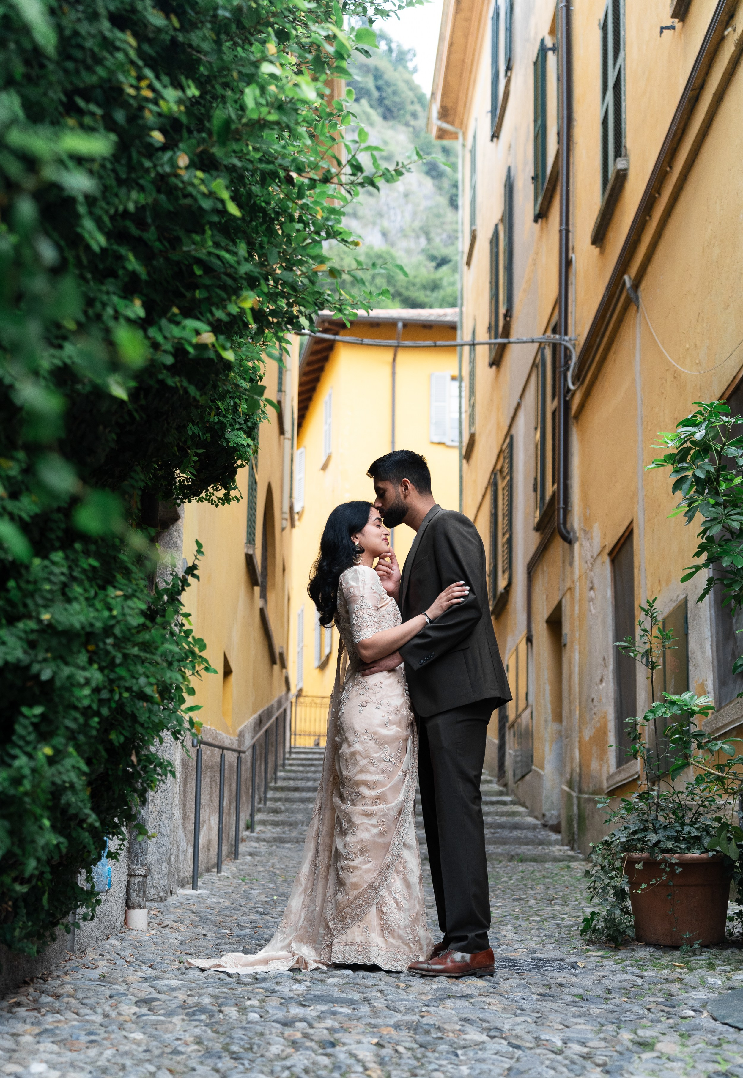 Sraavya. Maria Anistratova | Destination Photographer, Videographer & Drone Pilot — Lake Como