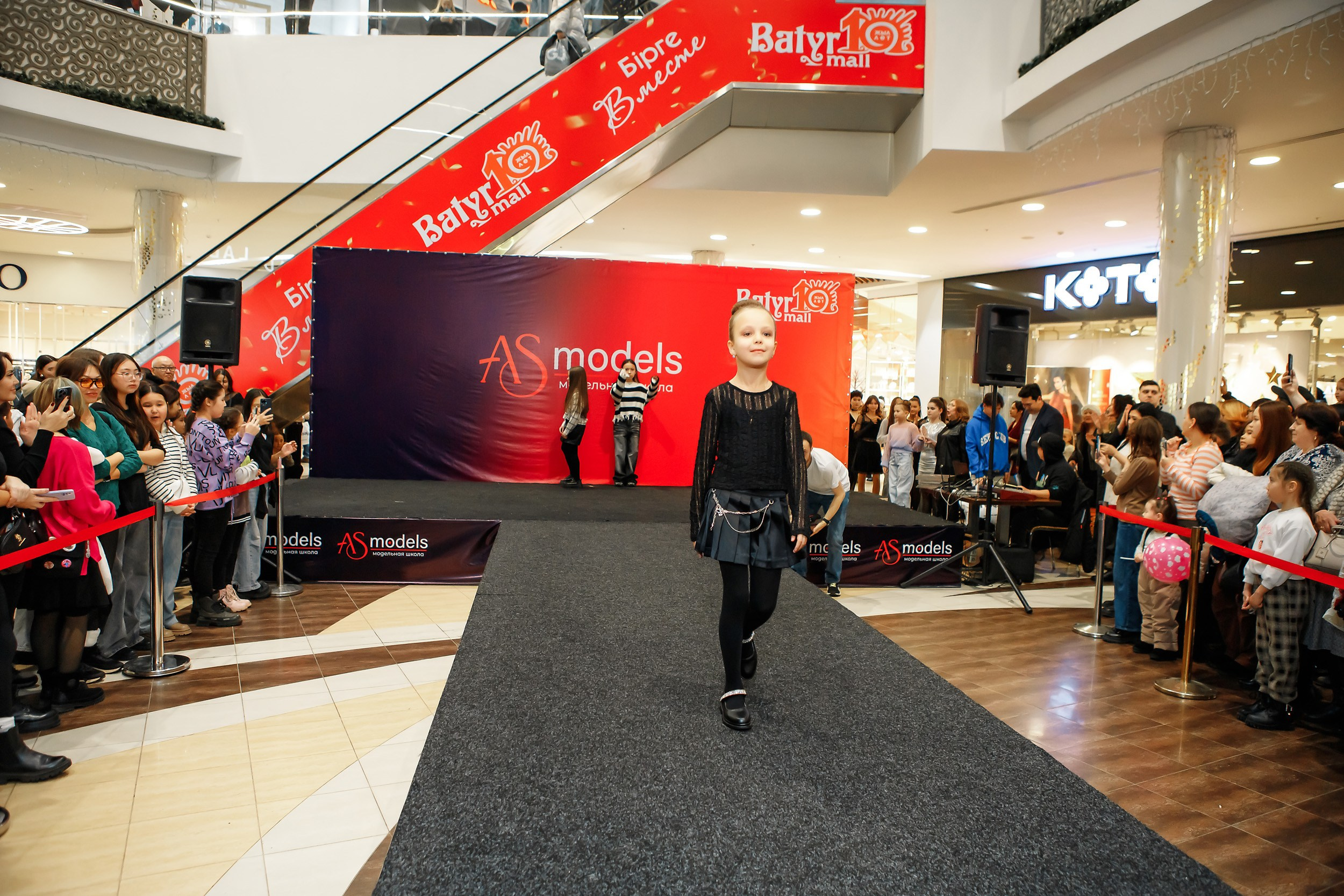 Fashion Show модельной школы AS Models. Кипятком Павлодар