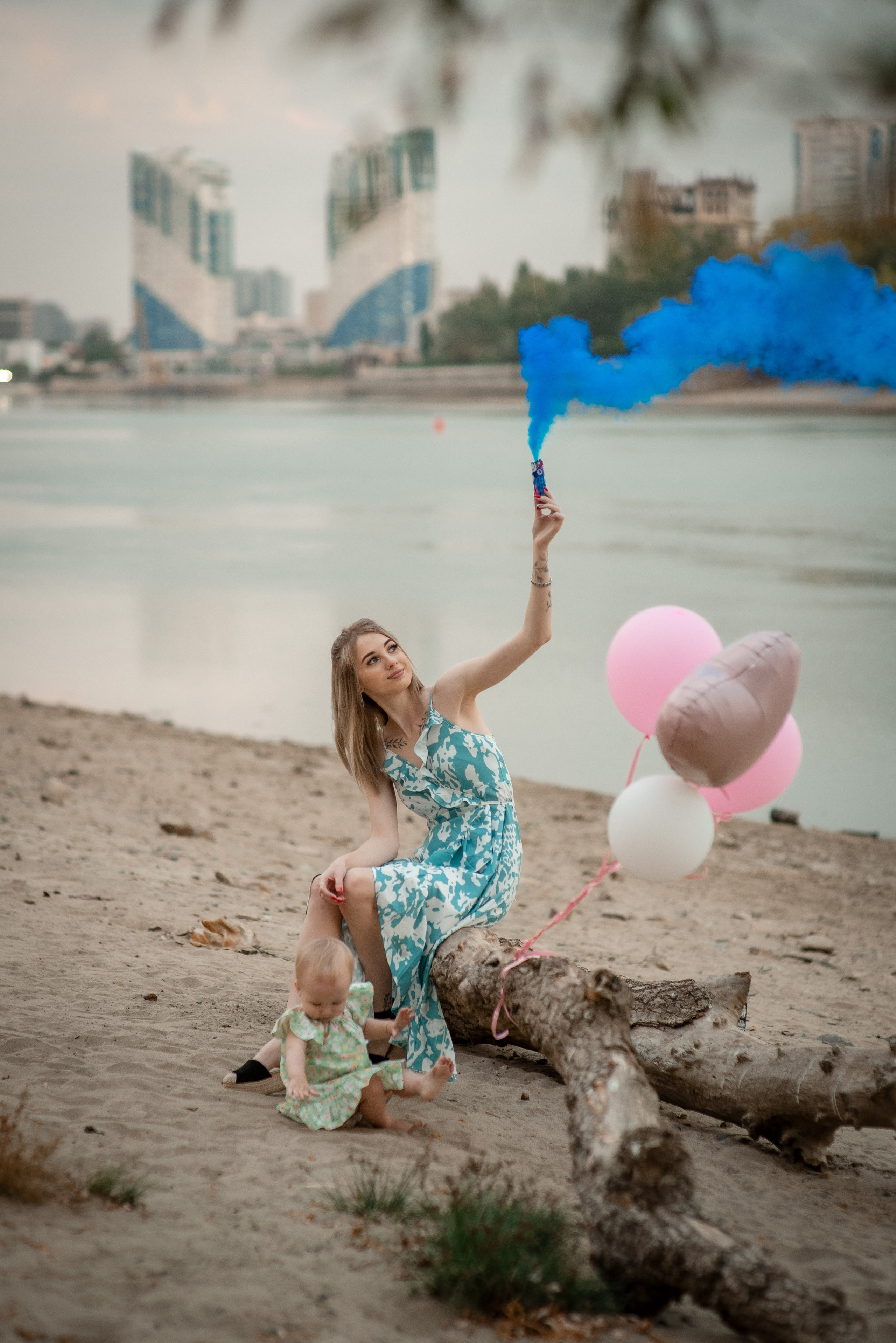 Фотосессия мама с дочкой_река Кубань (цветокор). Детский и семейный фотограф Краснодар / Сочи Сергеева Олеся