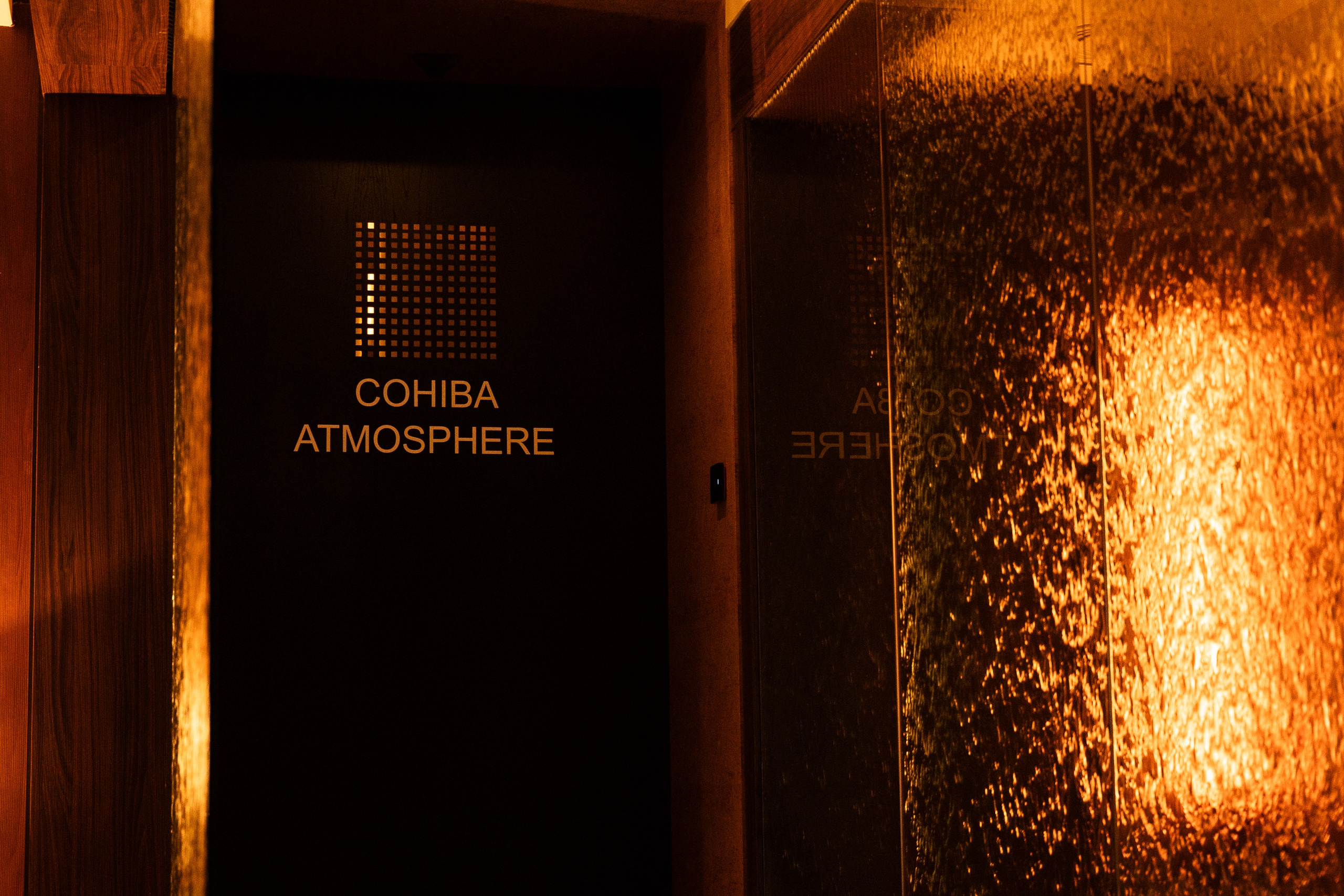 COHIBA | Мероприятие в сигарном клубе. Фотограф | Москва | Дарья Новикова