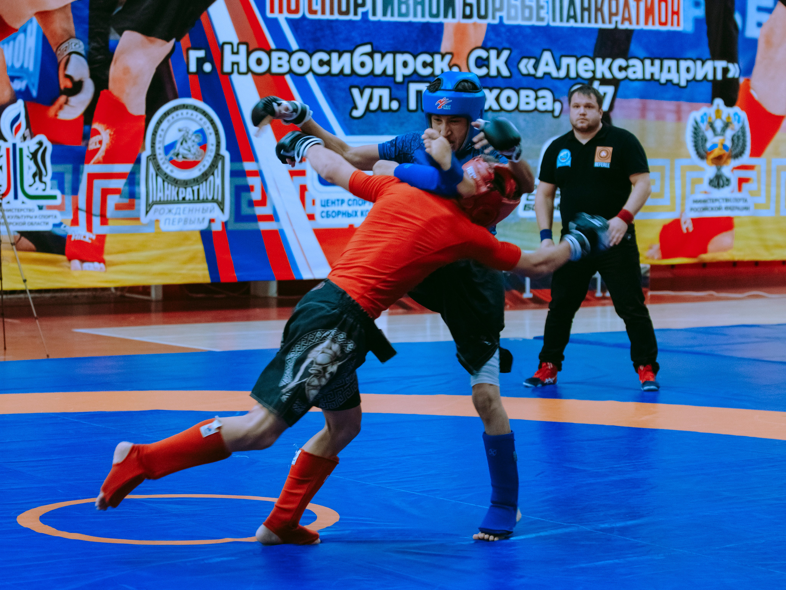 Кубок России по спортивной борьбе панкратион `23. Портретный фотограф в Москве Дарья Цезария