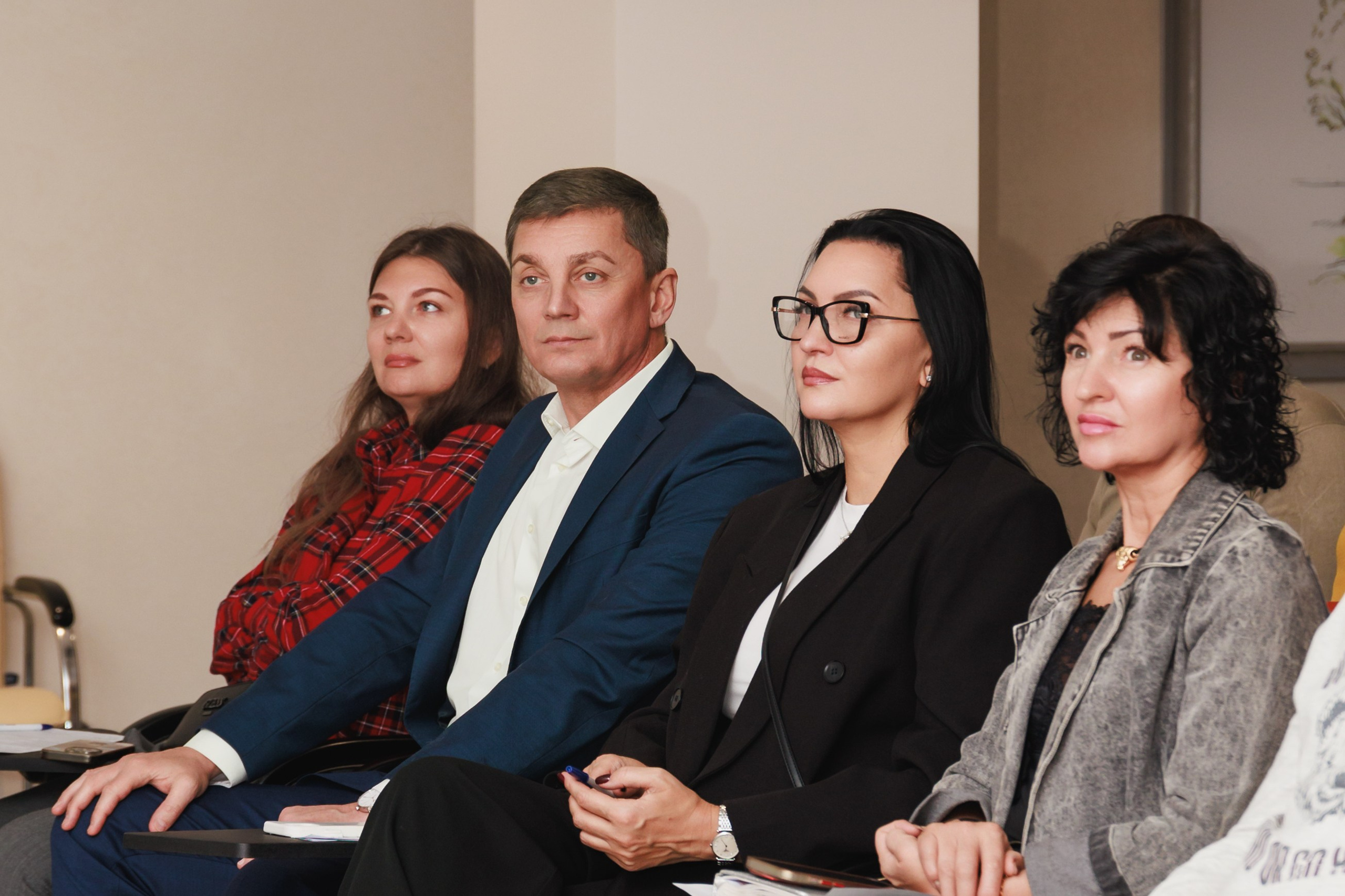 Новая экономическая реальность 2025_в ЦКЗ «Олимп пять». Фотограф Воронеж, Новая Усмань Мария Бублик