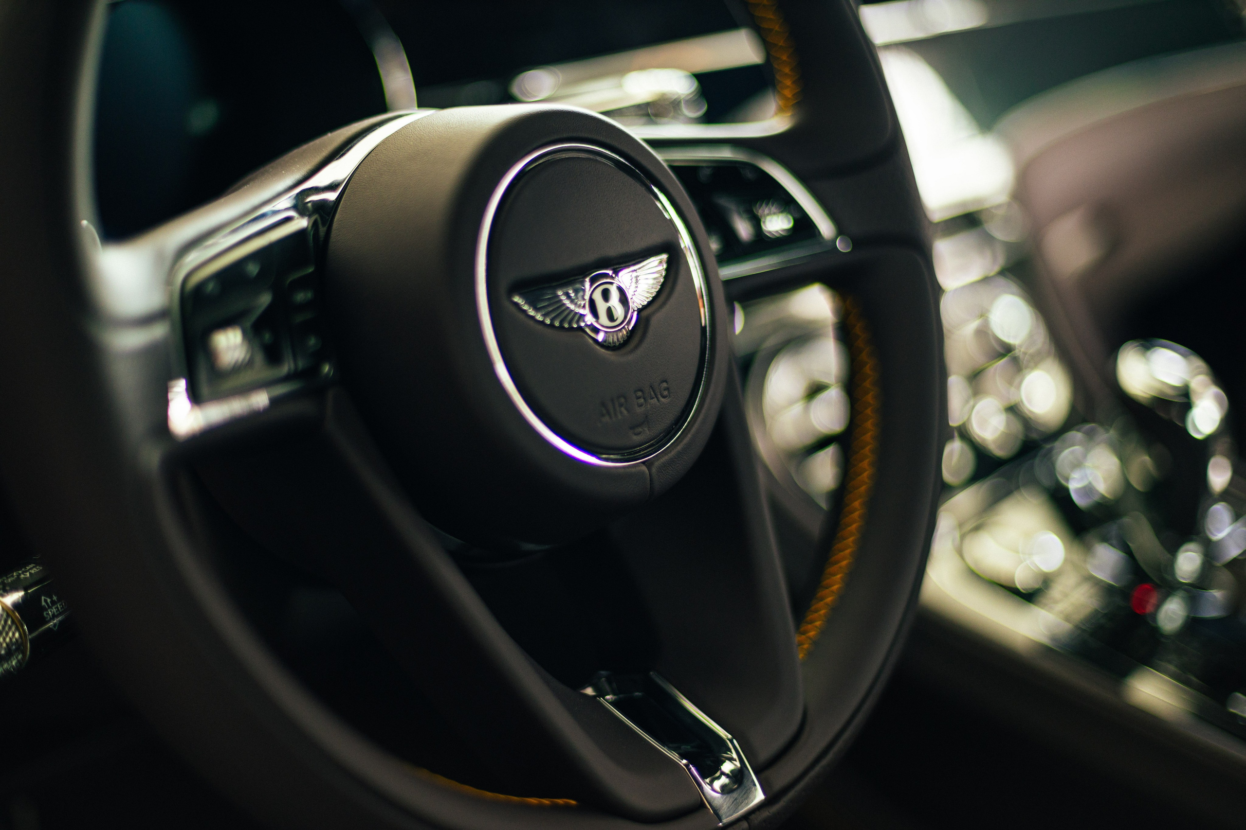 14.06.20 bentley. Руслан Плахтеев