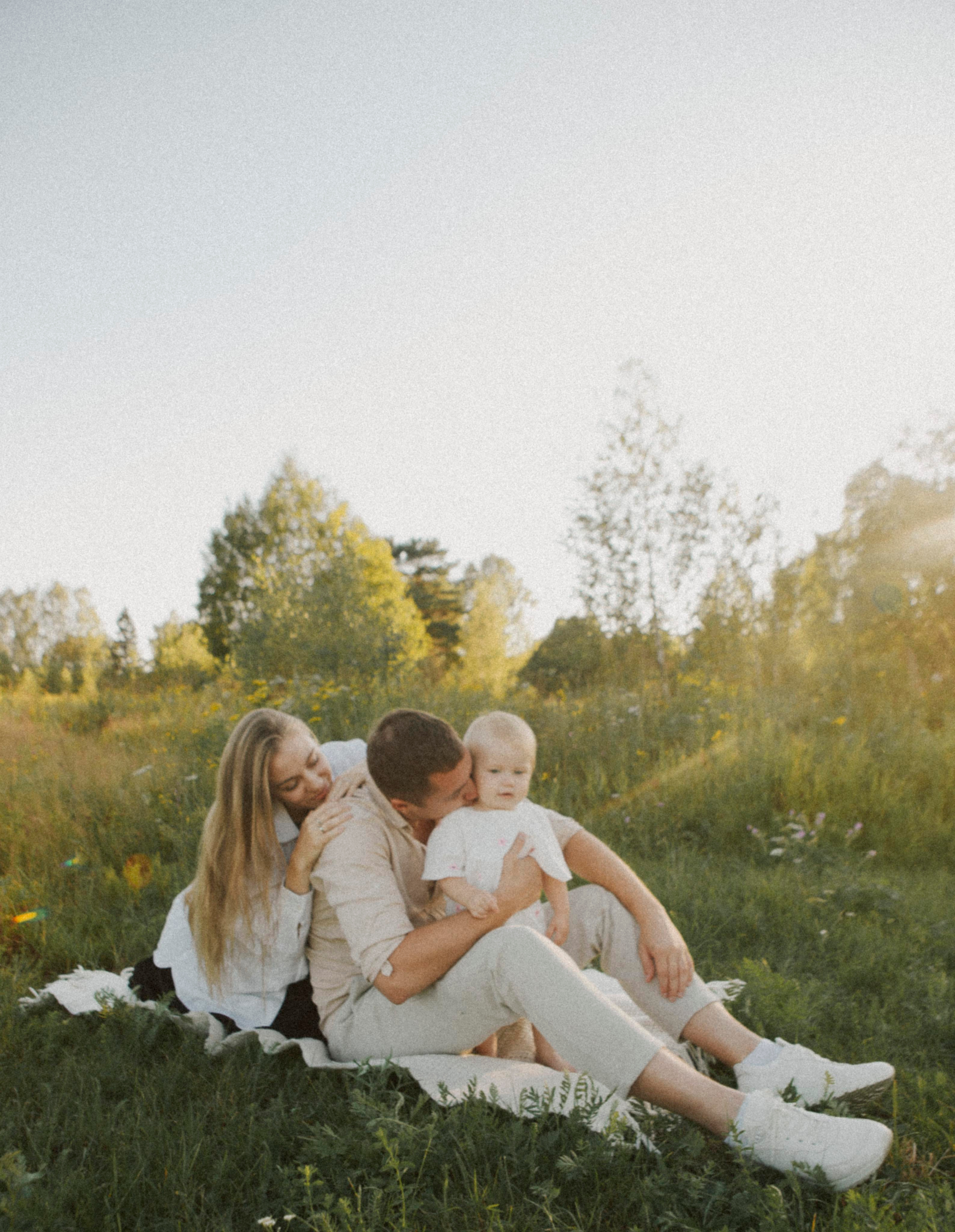 Артем, Наташа и Василиса. Главная