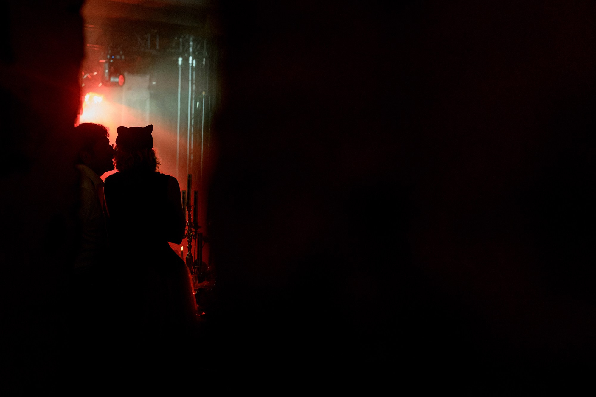 Ночь. Музей. XIII+. Алина Посторонка