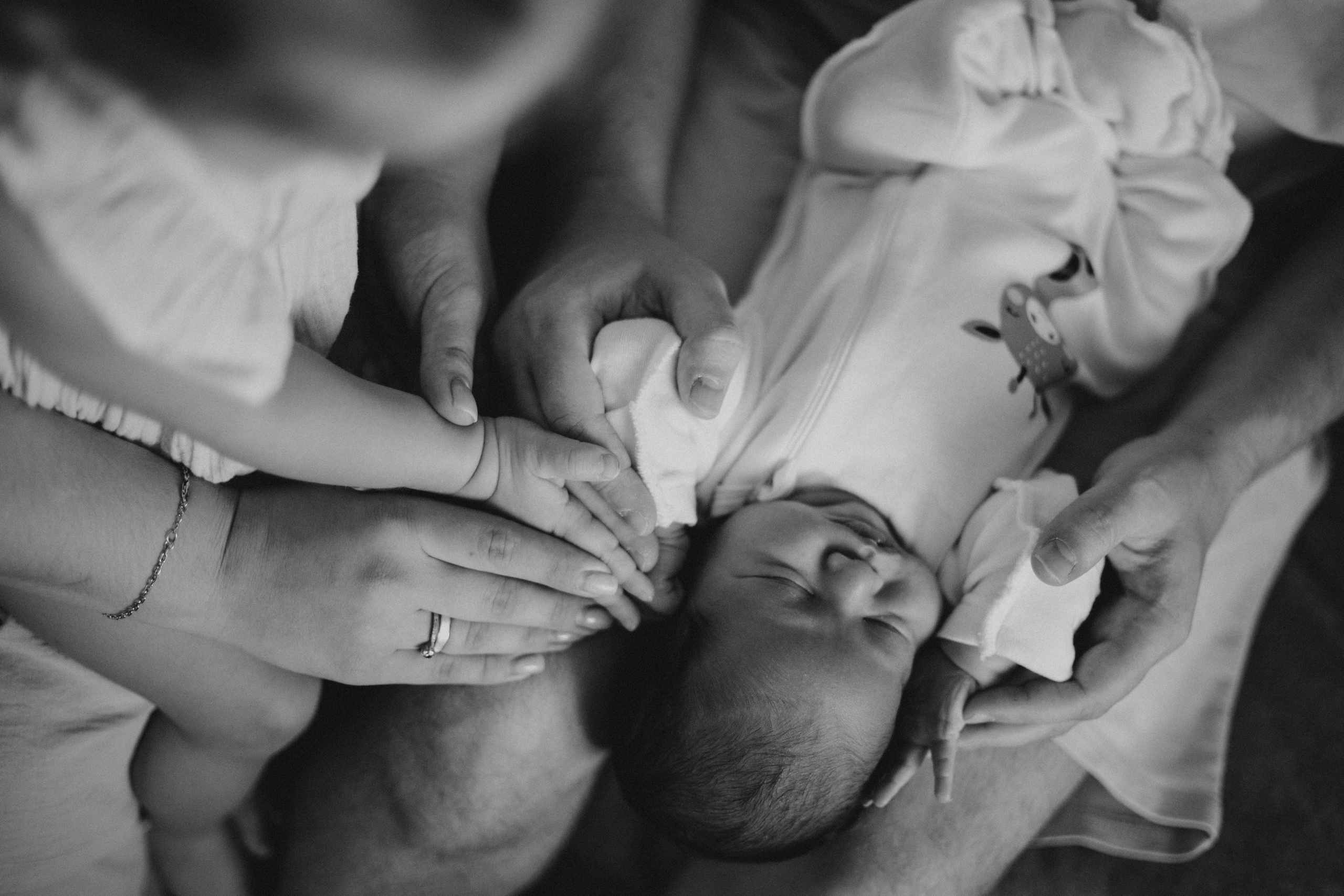 Яна, Толя, София (2 года) и Сережа (1 неделя). Семейный и детский фотограф Красноярск Иркутск Денк Анна