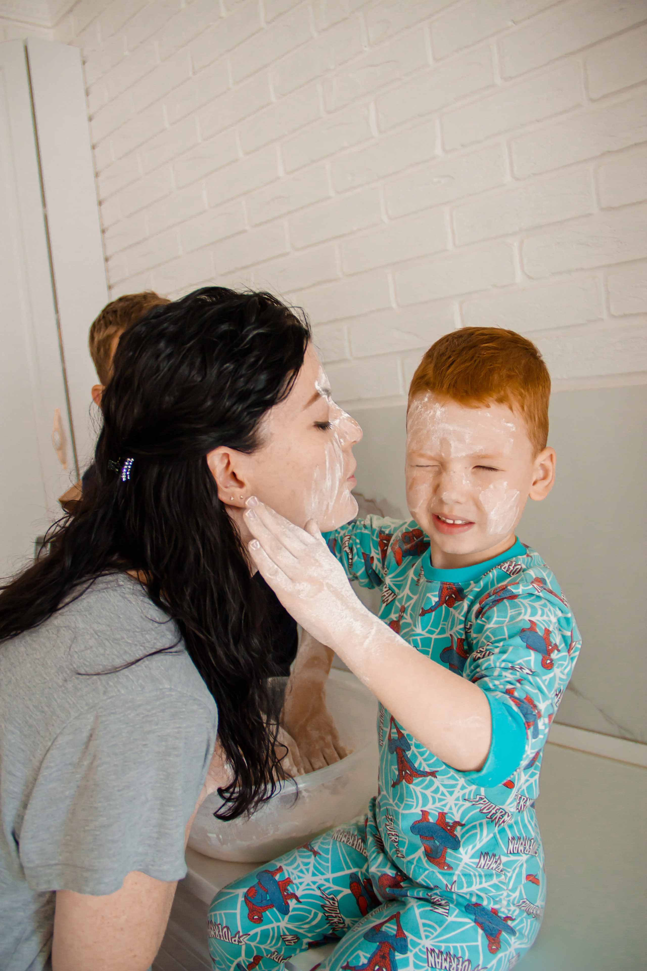 Даша/Ставрос/Артем