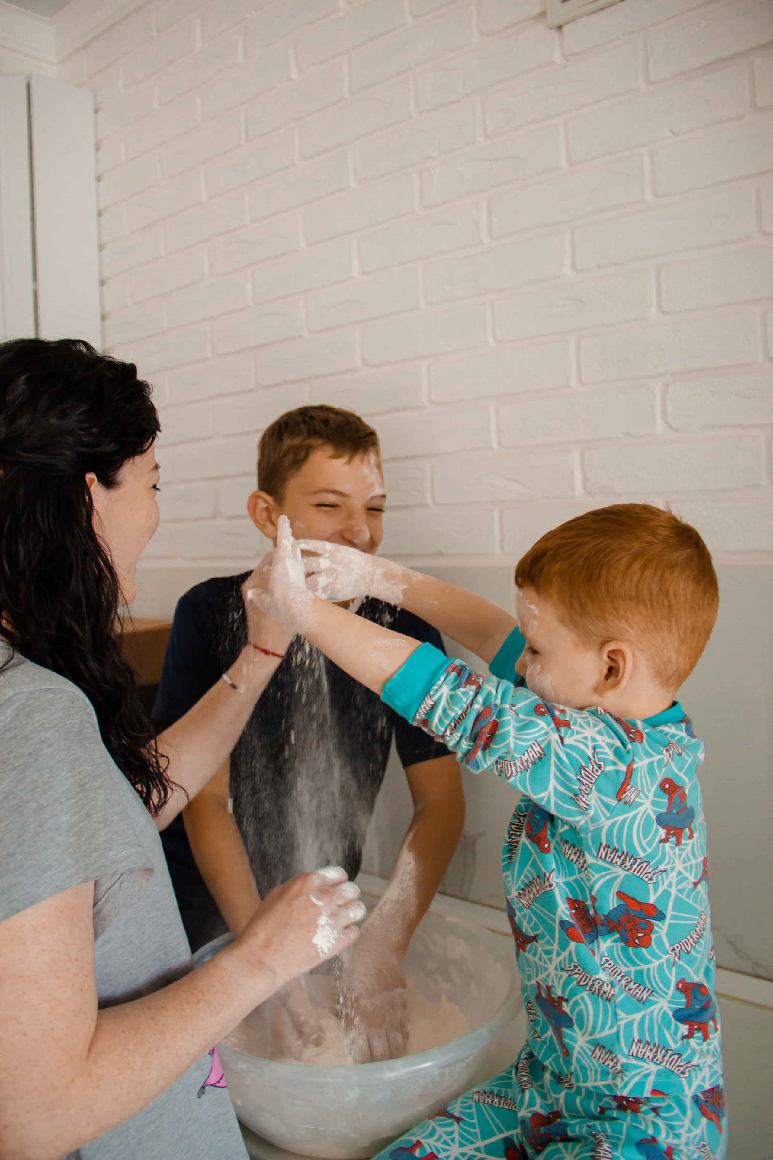 Даша/Ставрос/Артем