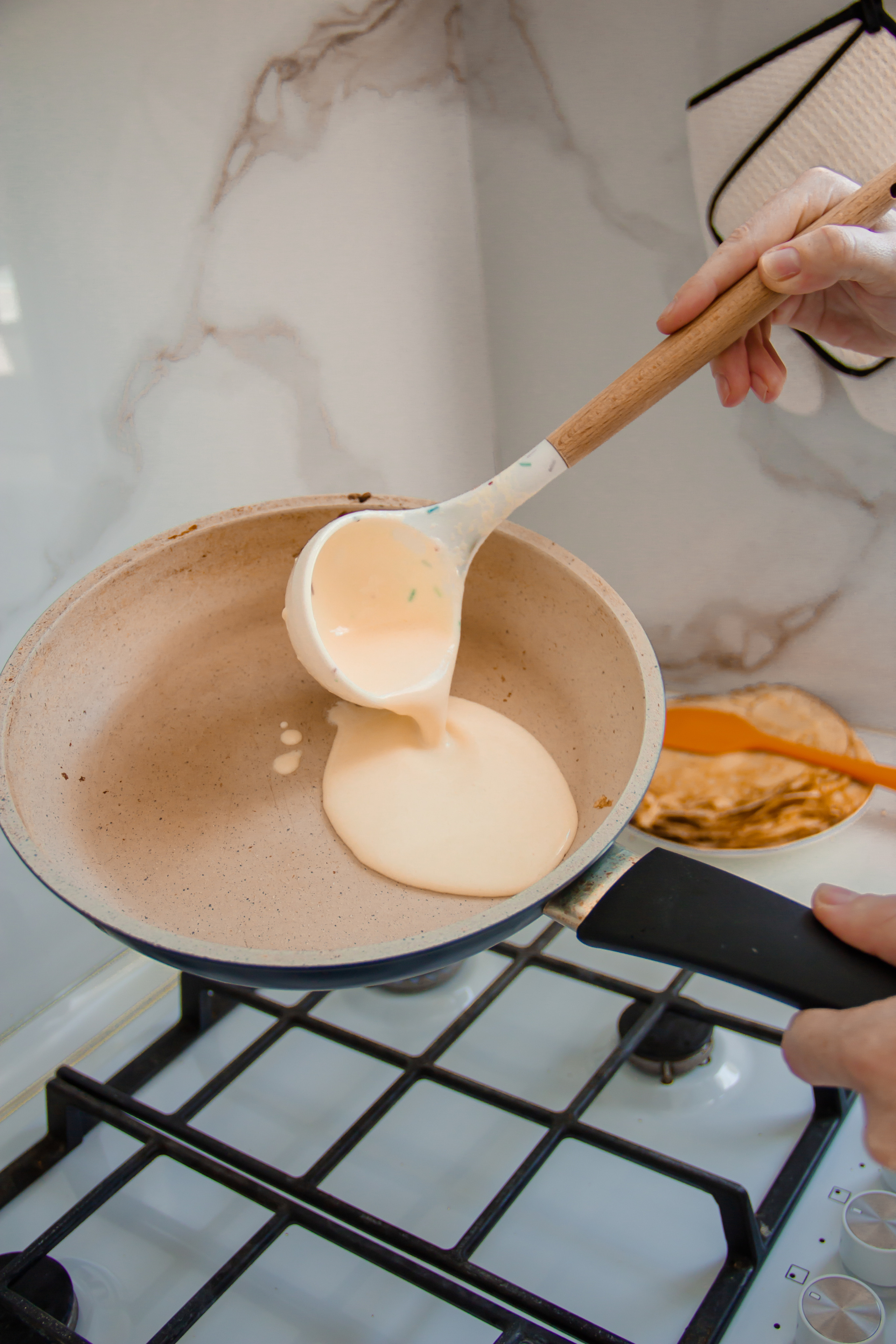 Даша/Ставрос/Артем