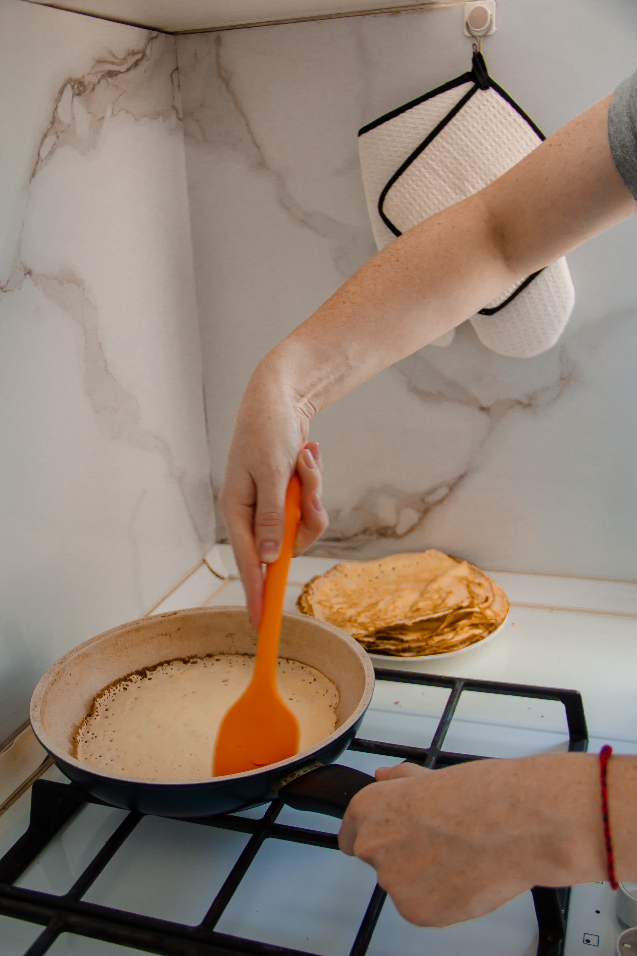 Даша/Ставрос/Артем