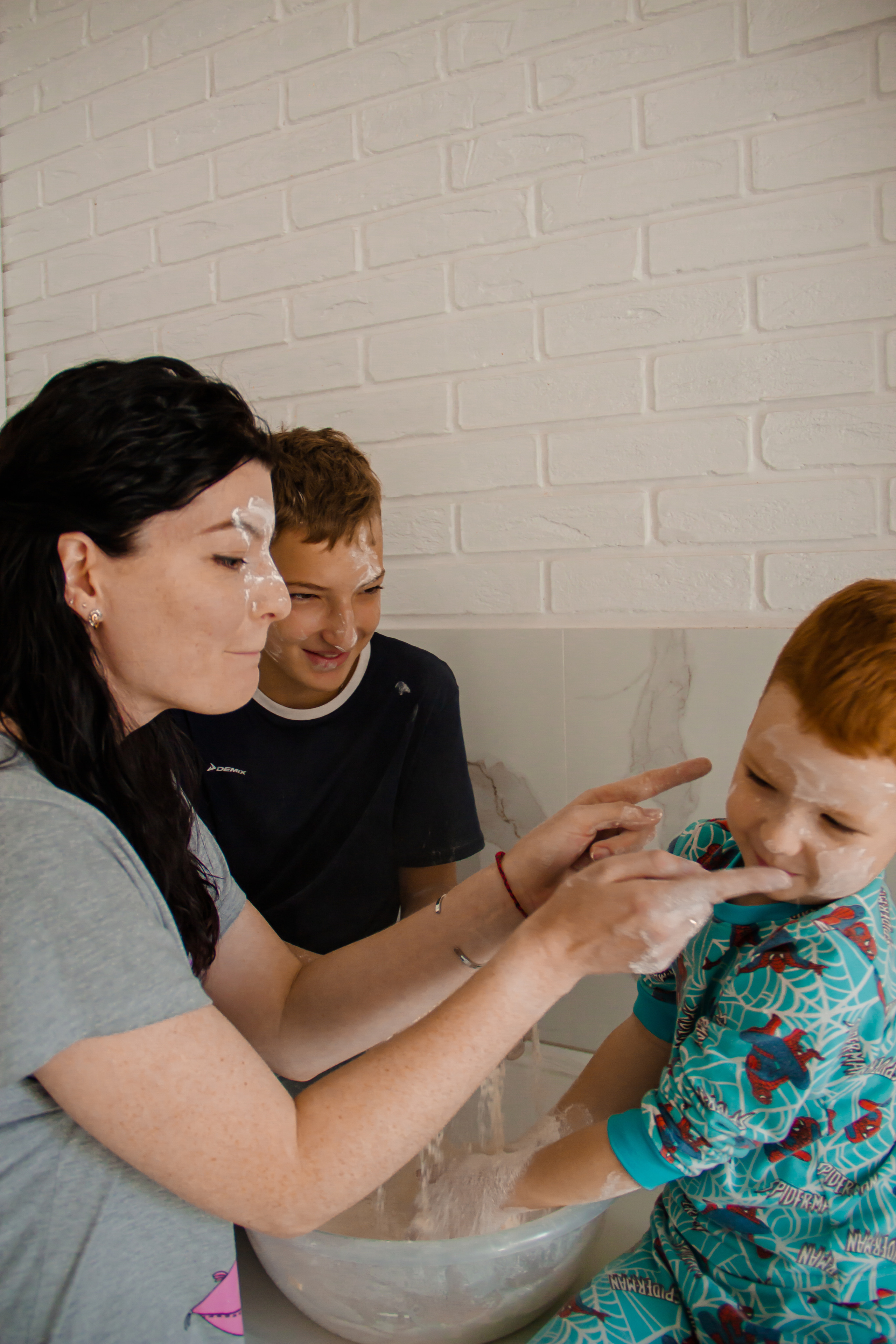 Даша/Ставрос/Артем