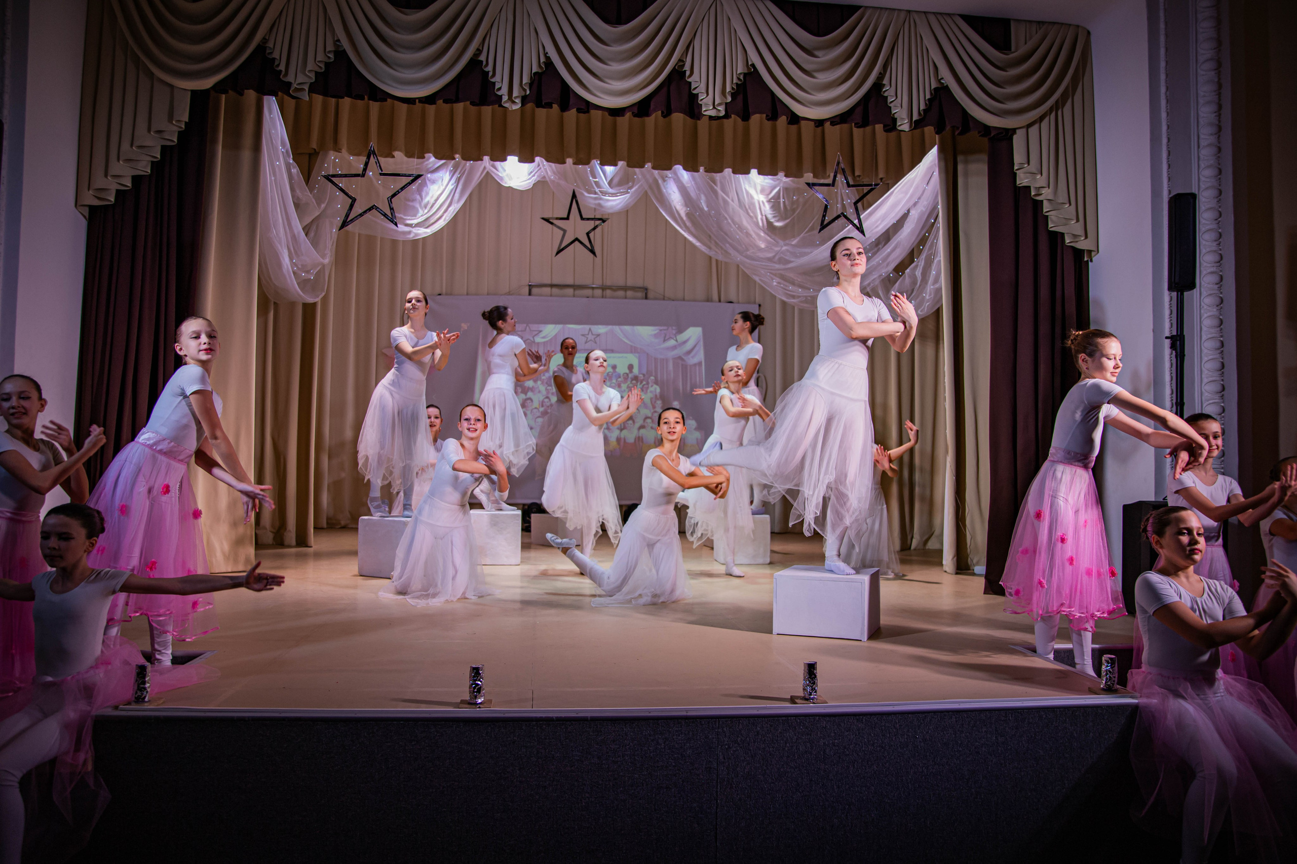 «Конфетти» Юбилейный концерт «Твори Добро». Фотограф Дарья Маташкова