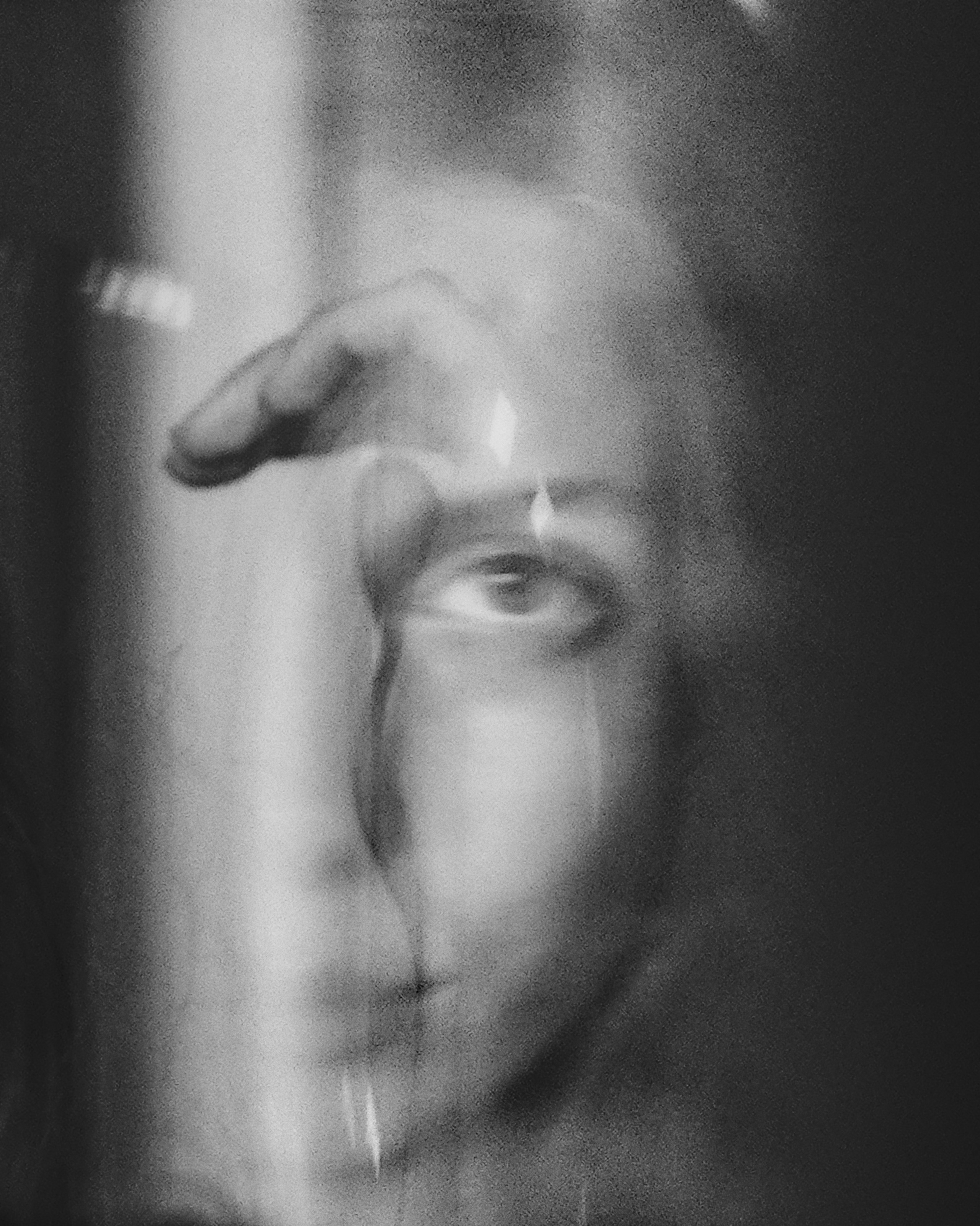 Портретная фотография черно-белая