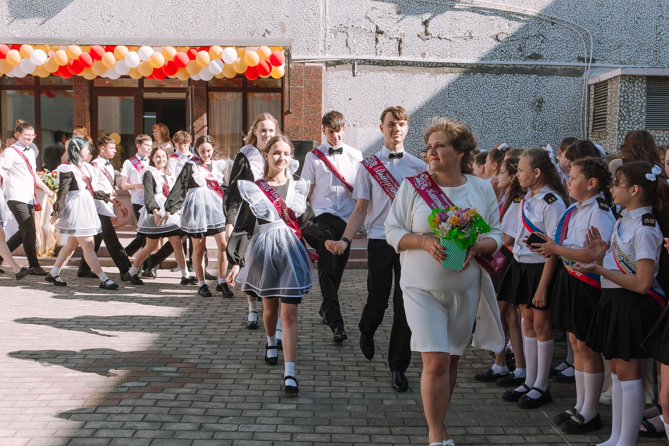 11 класс 33 школа. Выпускные альбомы Натальи Бутко: Новороссийск, Анапа, Геленджик