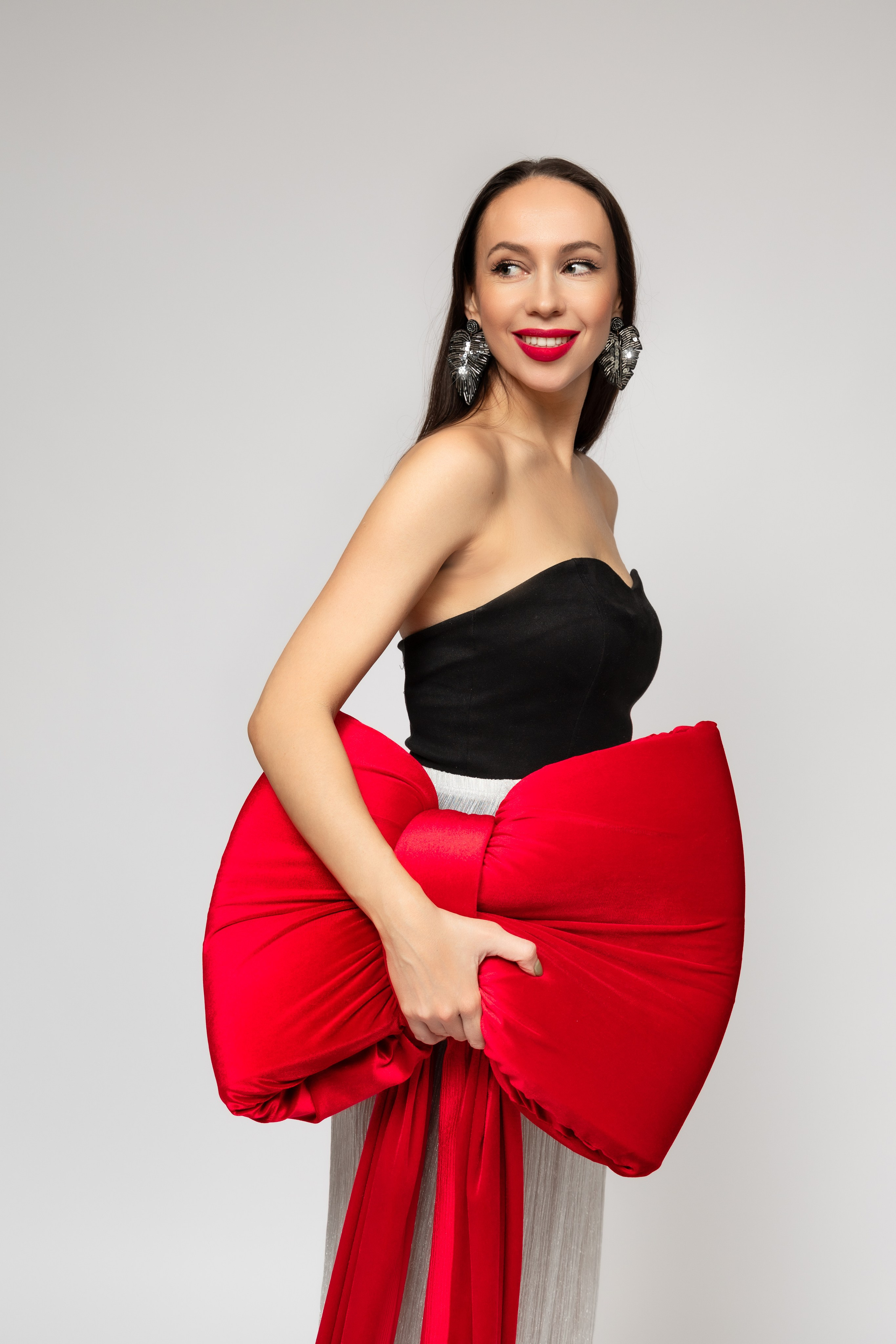 Фотосъемки с участием моделей для маркетплейсов и каталогов. Фотограф СПб Юлия Ерошевская, предметный фотограф