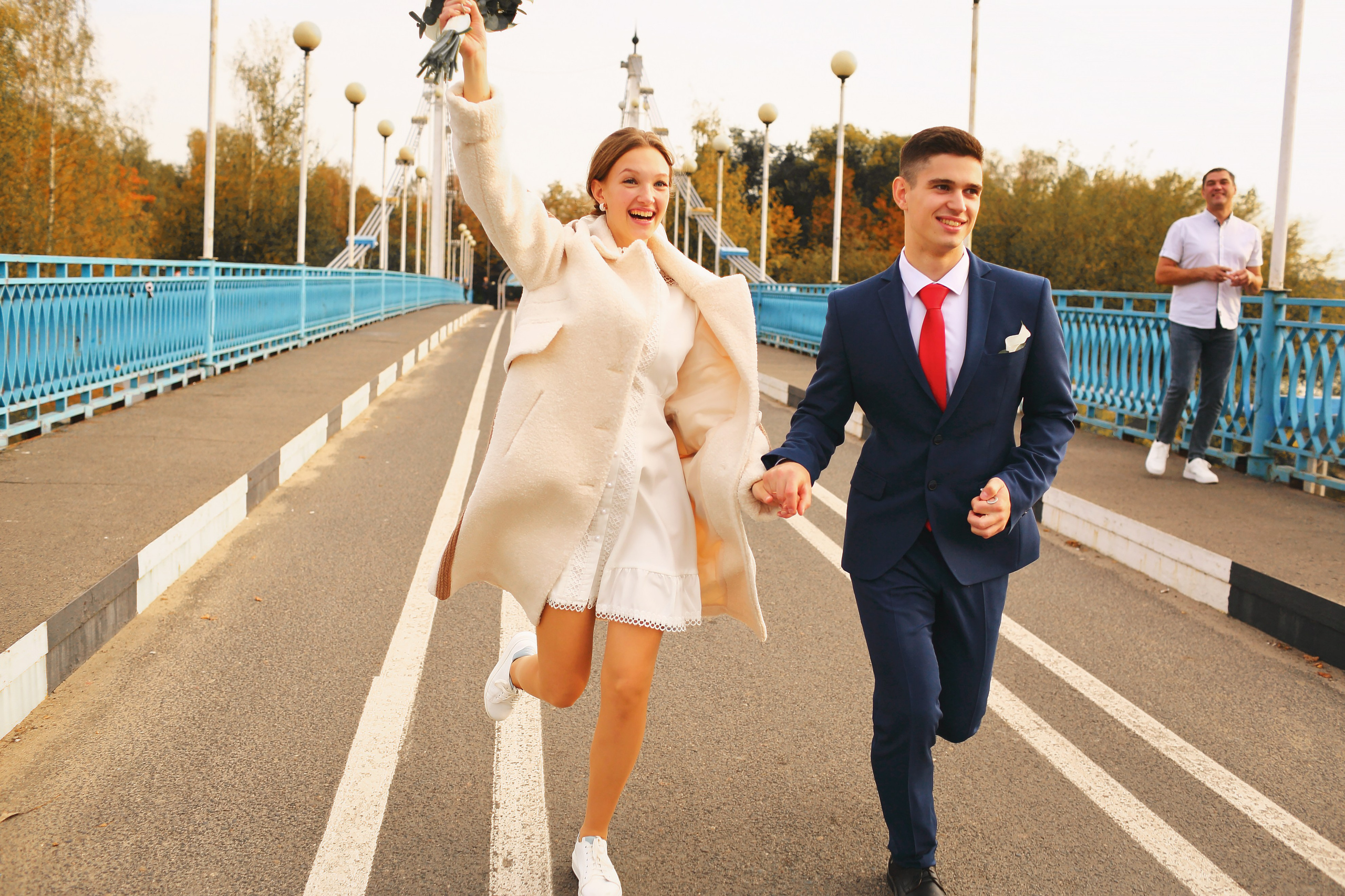 Съемка пары в осеннем городе и в студии. Свадебный и репортажный фотограф в Ярославле и Санкт-Петербурге Роман Микрюков