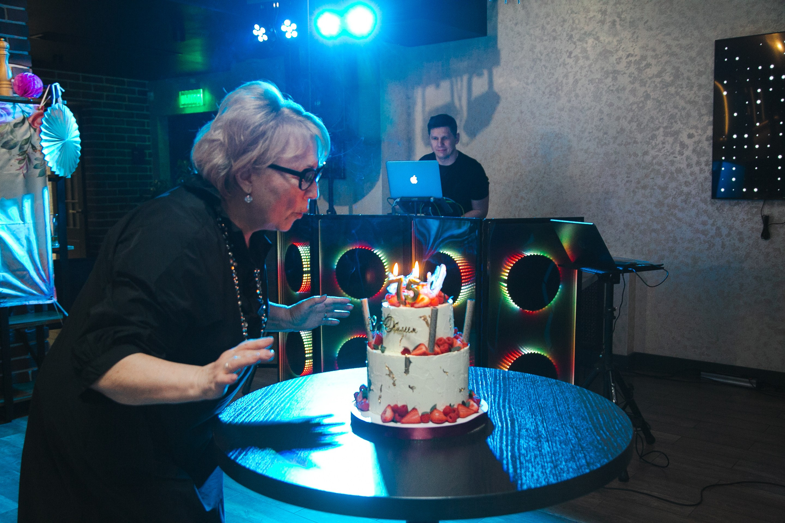 Дни рождения и юбилеи. Профессиональный фотограф Евгений Земцов в Москве. Контент съемка, репортаж мероприятий, бизнес портреты