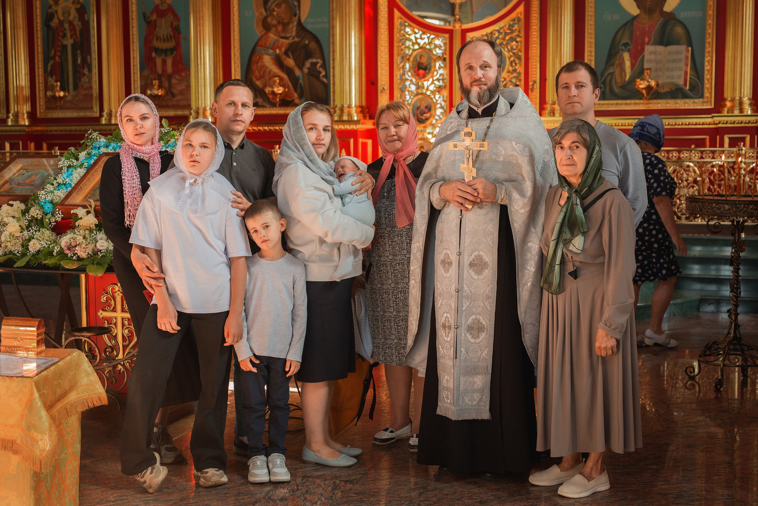 Крещение в храме Св. князя Георгия Всеволодовича. Фотограф беременности и семейный фотограф в Нижнем Новгороде Мила Шелест