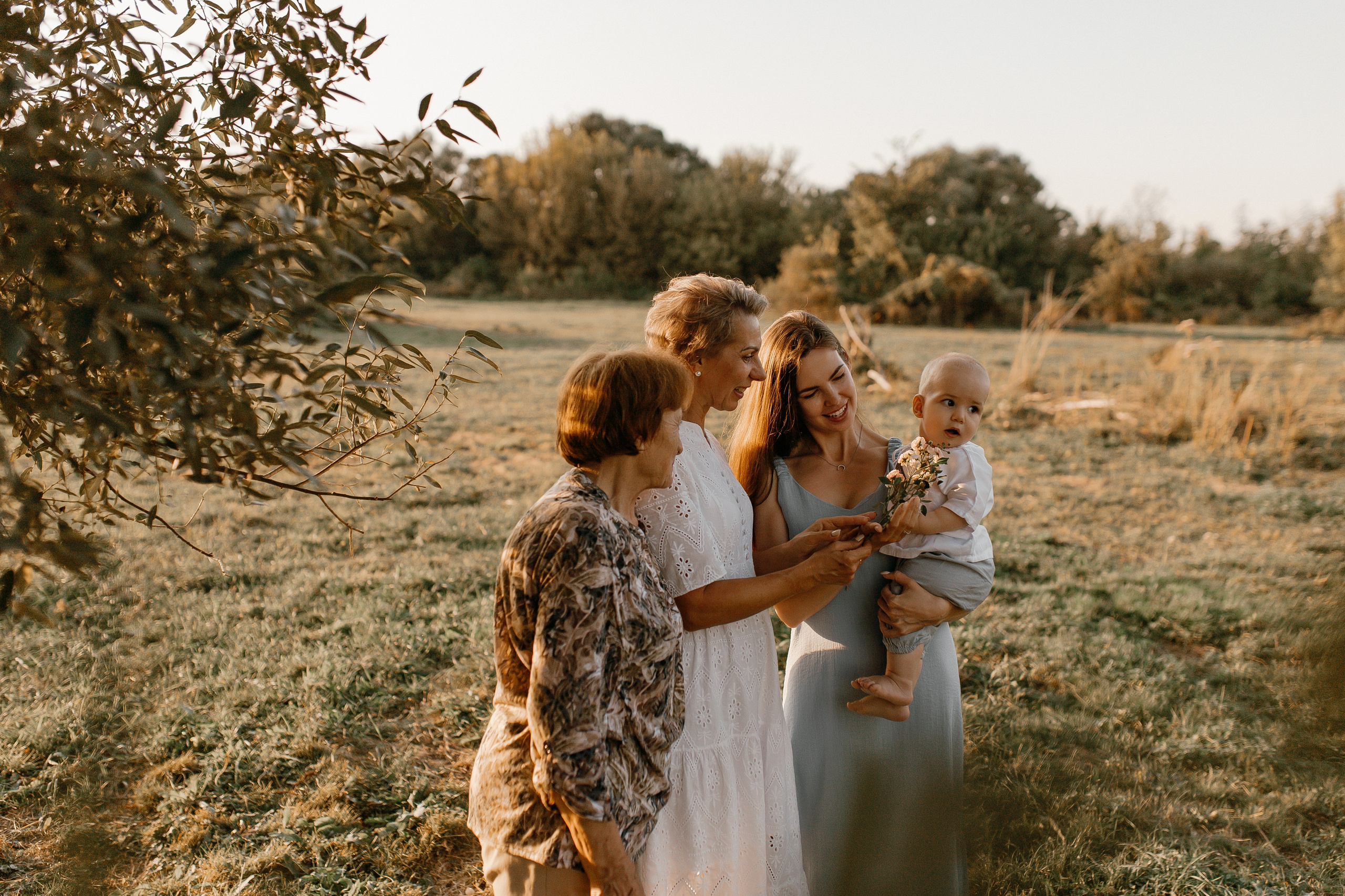 4 поколения. Семейный фотограф Губкин/Старый Оскол