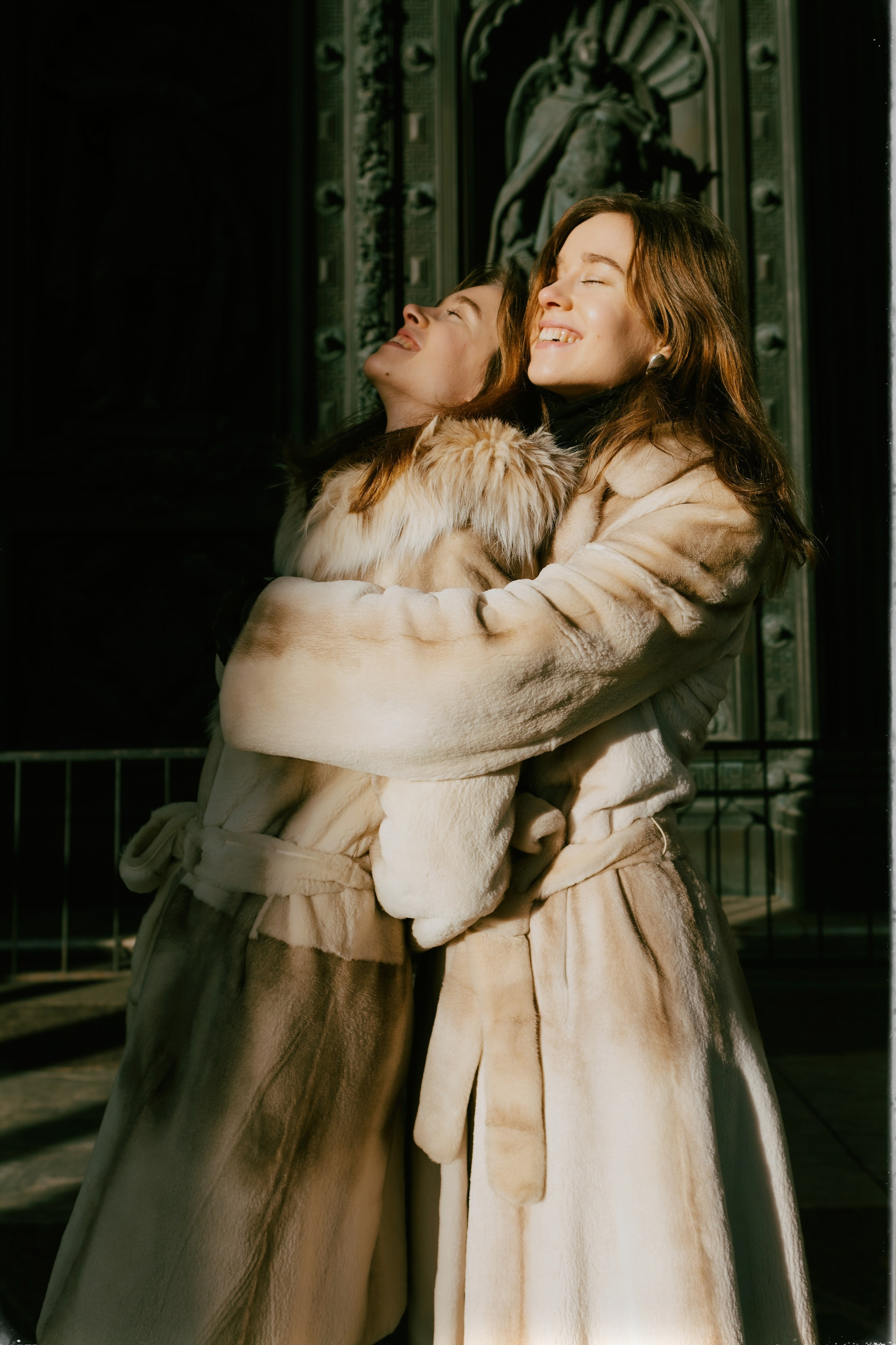 Ксения и Виктория Крюковы. Портретный и репортажный фотограф в Санкт-Петербурге Дарья Сибирякова