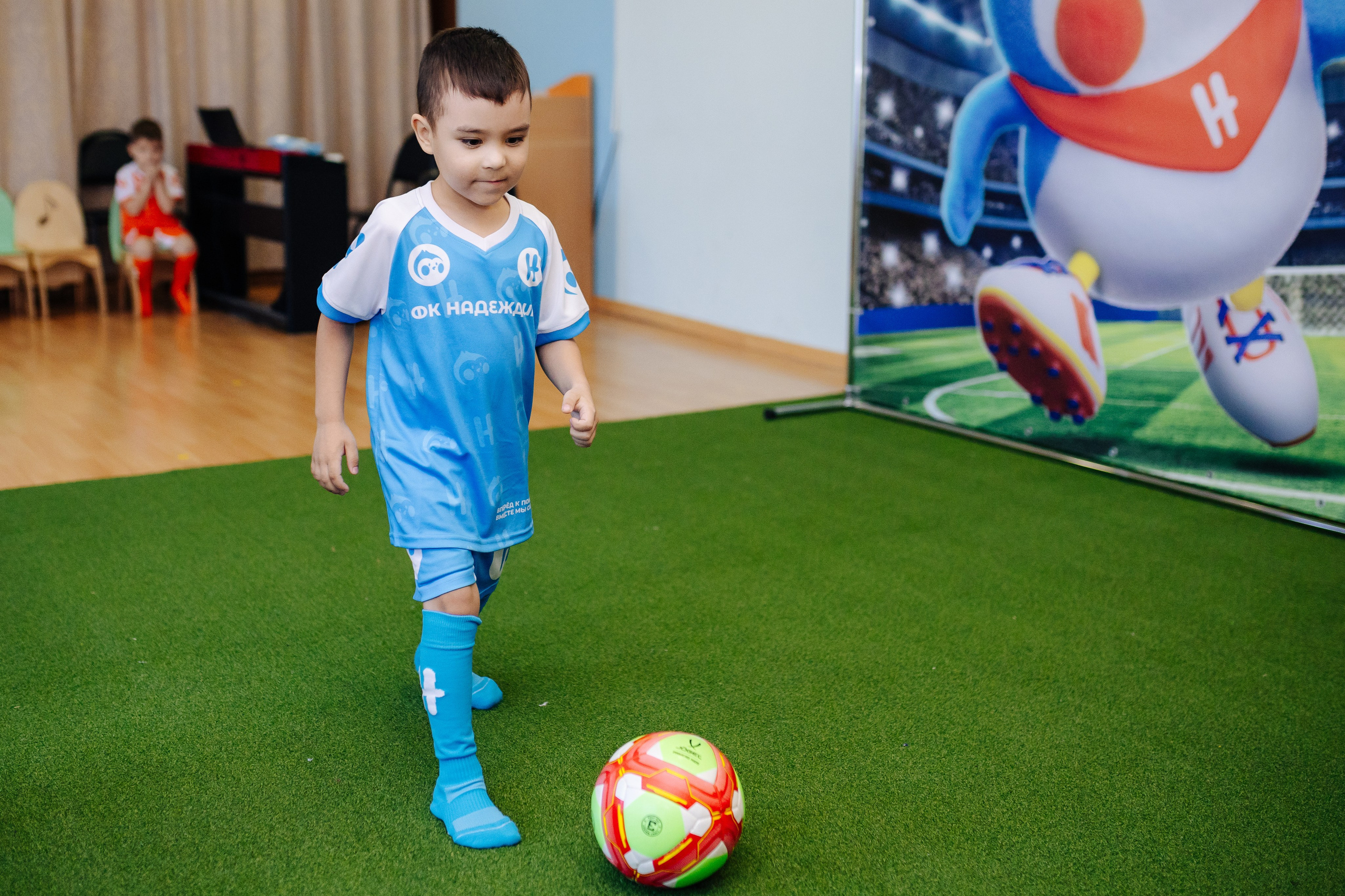 Фотосессия с кубком в детских садах г. Магнитогорска. Денис Прохоров Фотограф в г. Магнитогорск