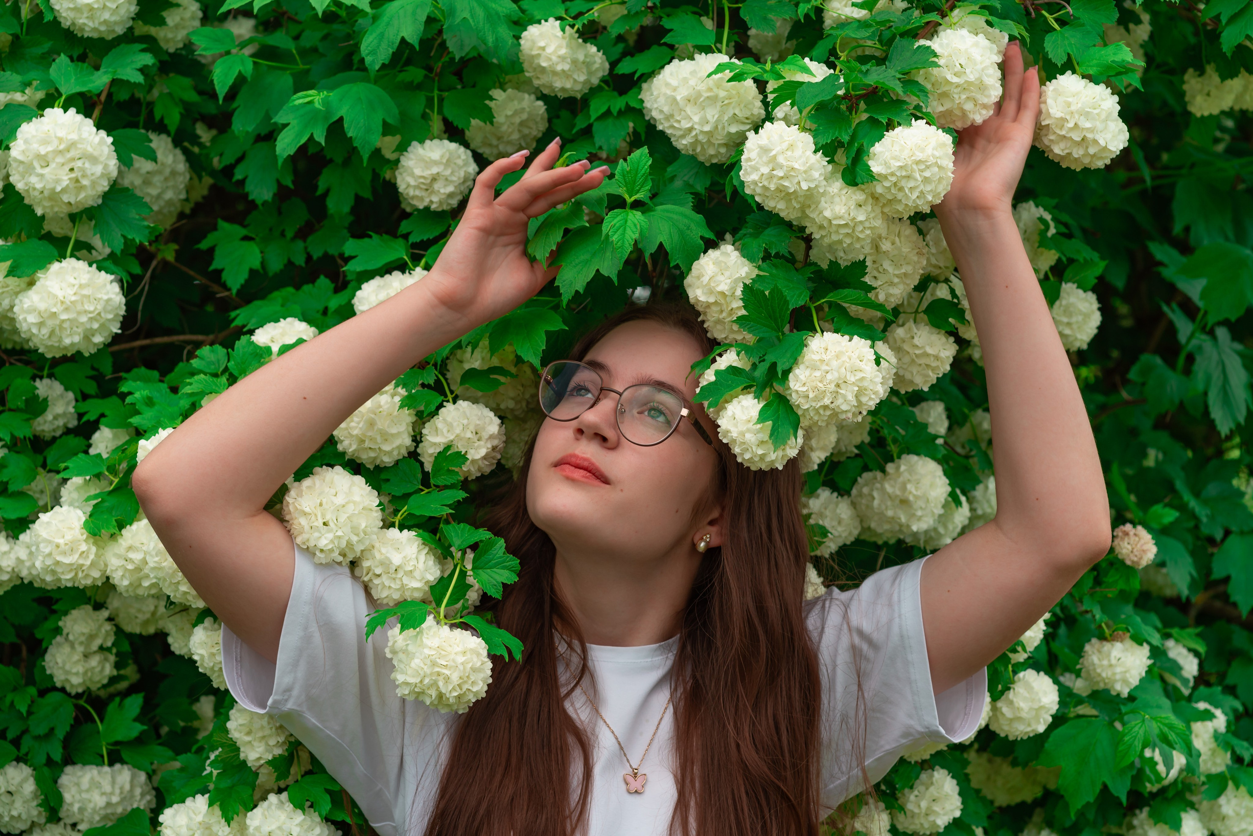 Мама и дочь в Лошицком парке. Фотограф Крещения и Венчания. Минск и другие города. Почтенная Наташа