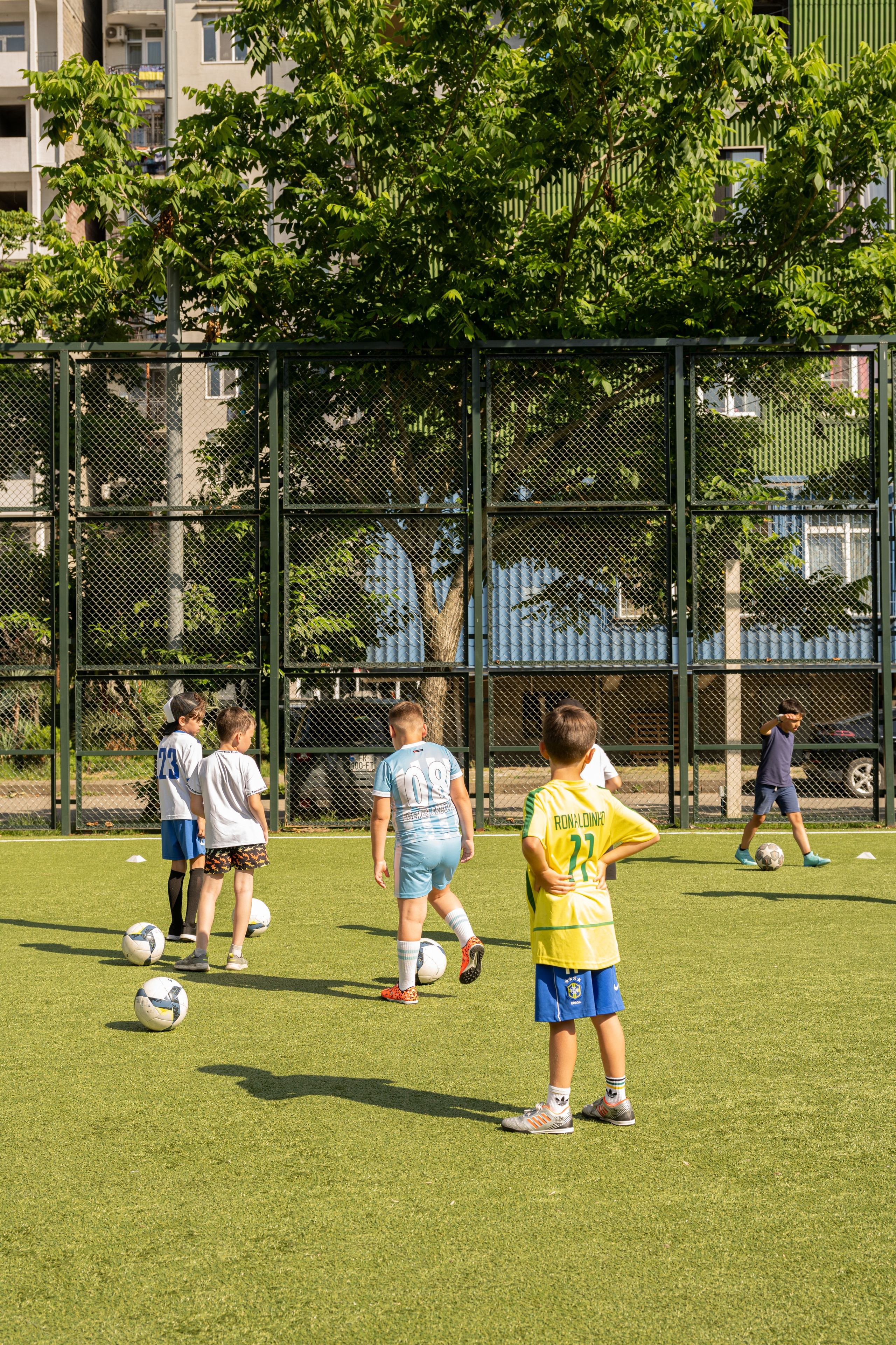 Батуми школа «Лидер». «LEADER» 🏆Спортивная школа в Батуми🥇