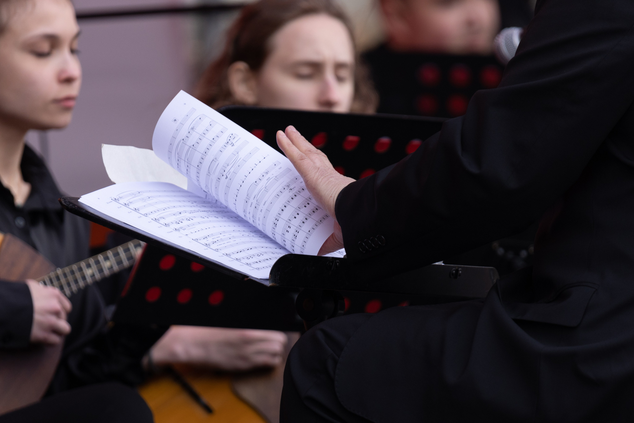 9 мая, выступления 2025 г. Олег Катакинов| Репортажный фотограф в городе у моря (Владивосток)