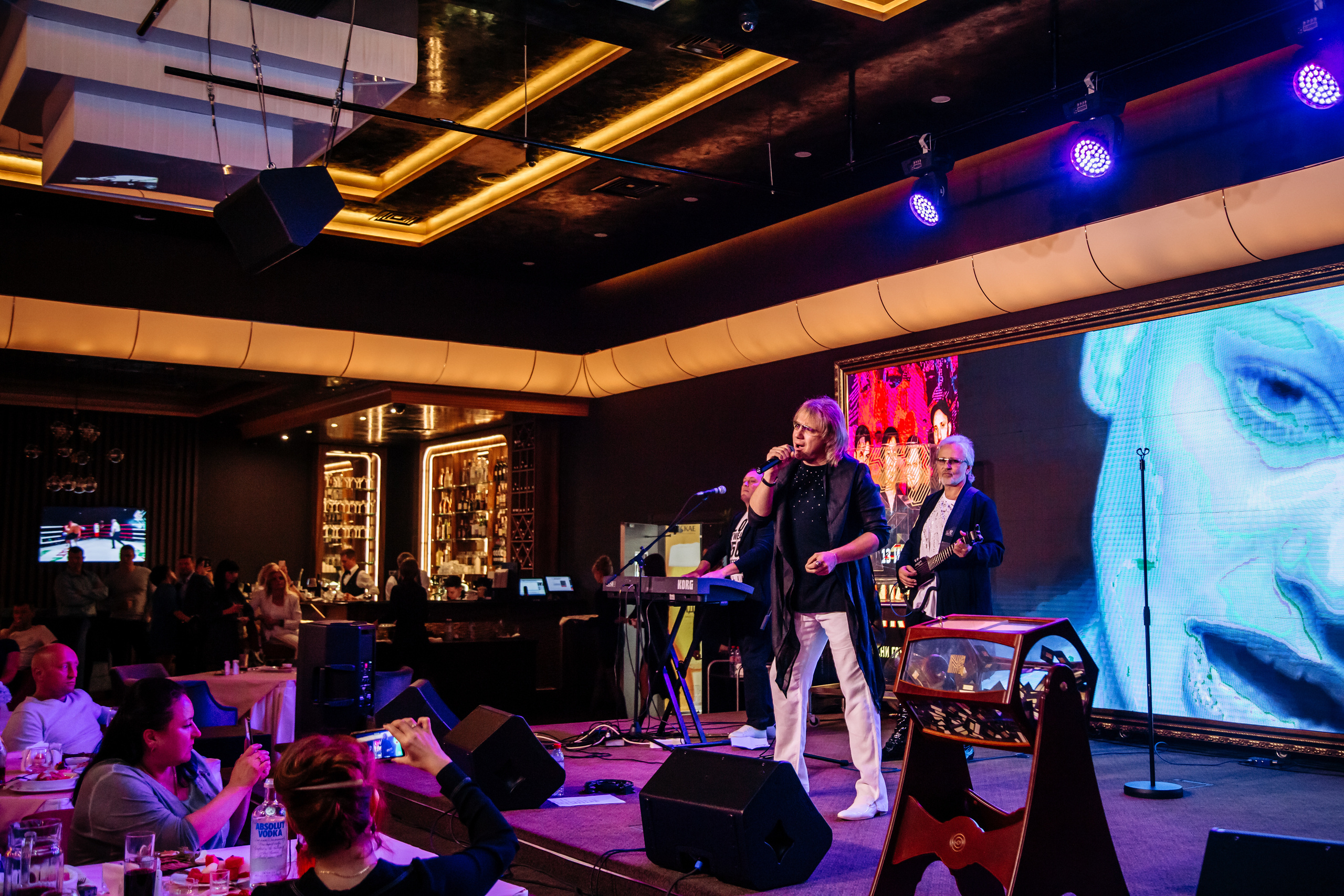 Загородный клуб М1/Группа Белый Орёл. Свадебный фотограф в Витебске Дмитрий Кувшинов