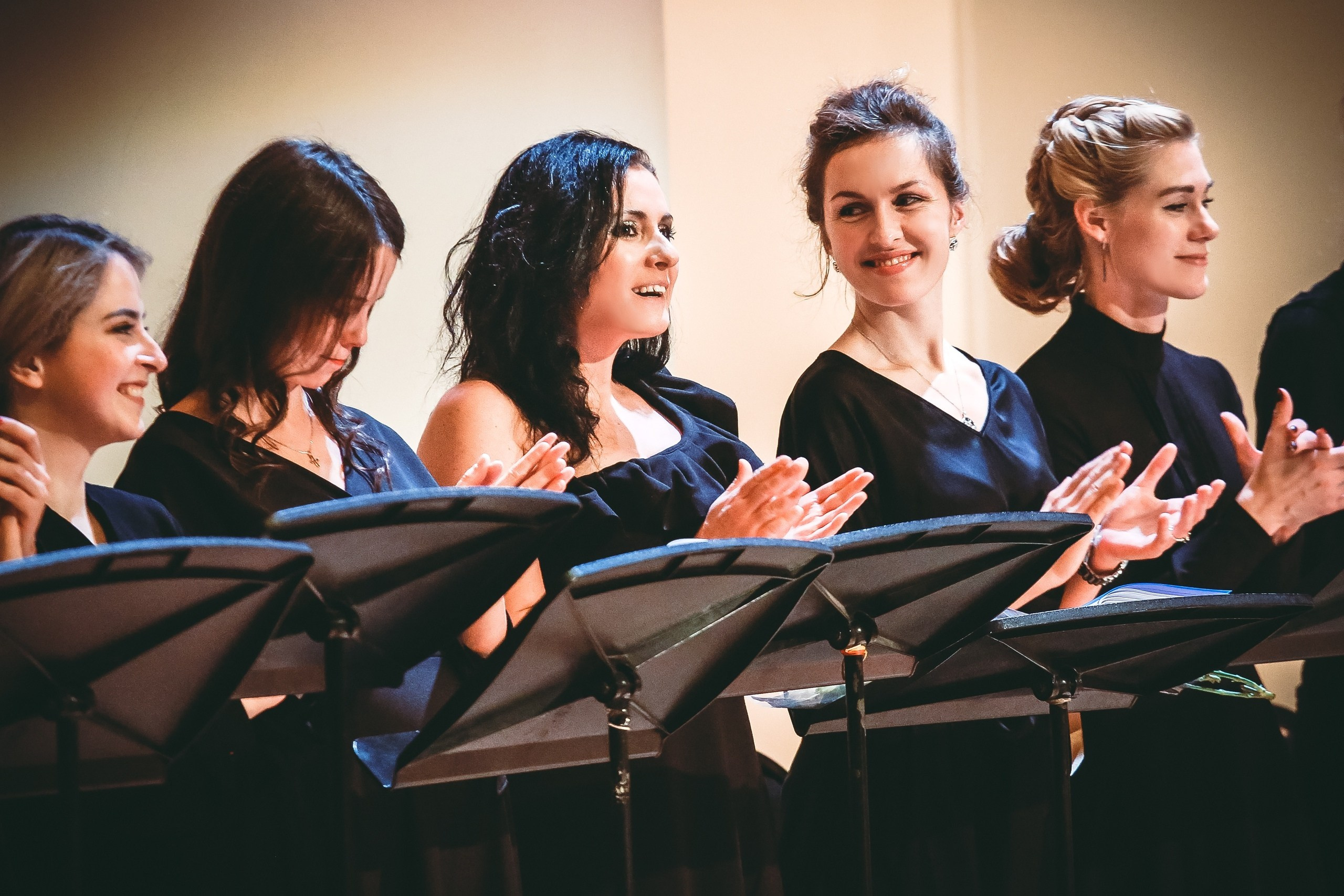 Ансамбль «Questa Musica» исполнил Реквием Моцарта. Дарья Письменюк / Darya Leitstern — фотограф, музыкант, журналист, путешественник