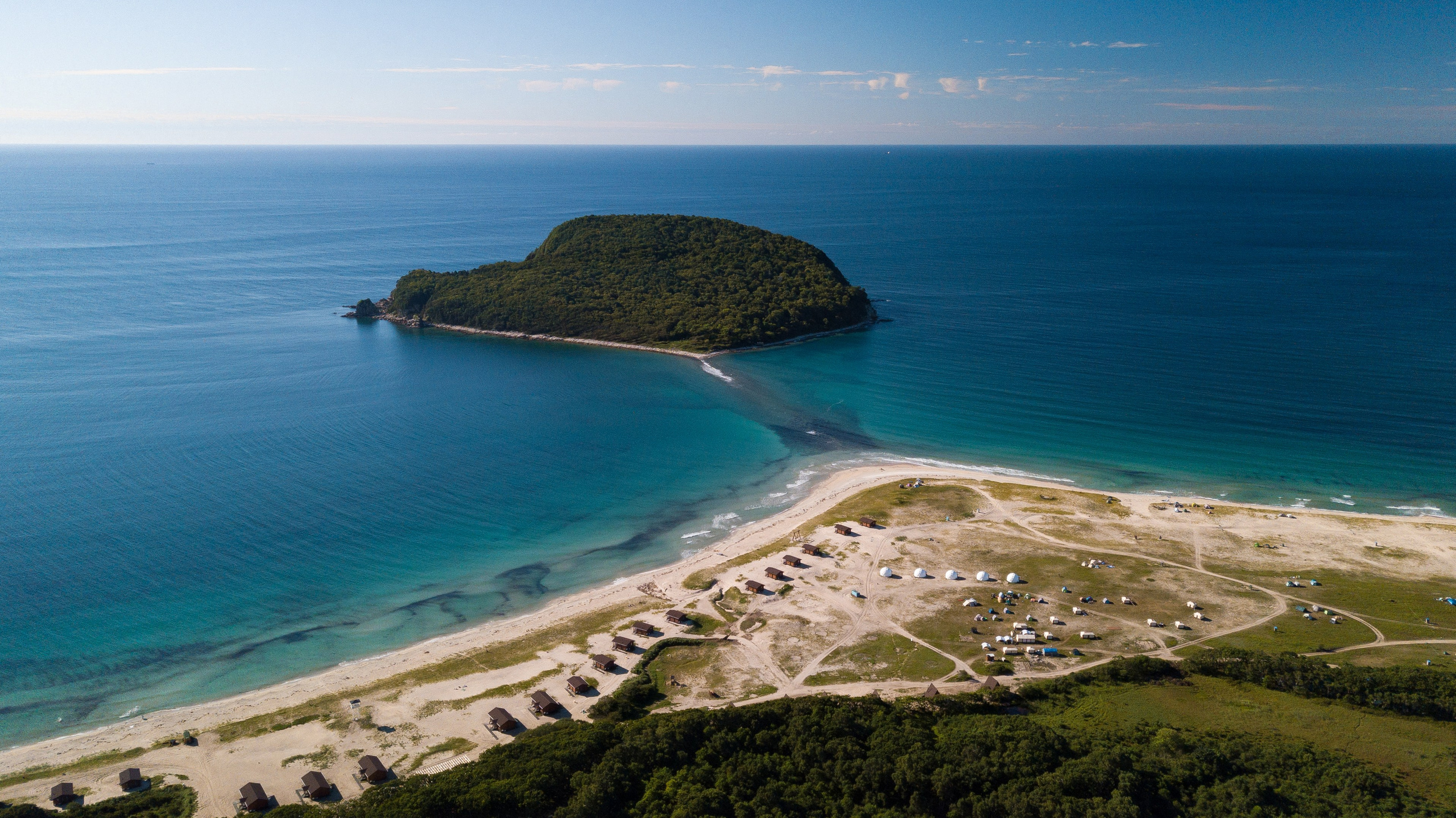 Russia. Primorskiy Kray. Photographer in Tokyo Anatolii Ozarto