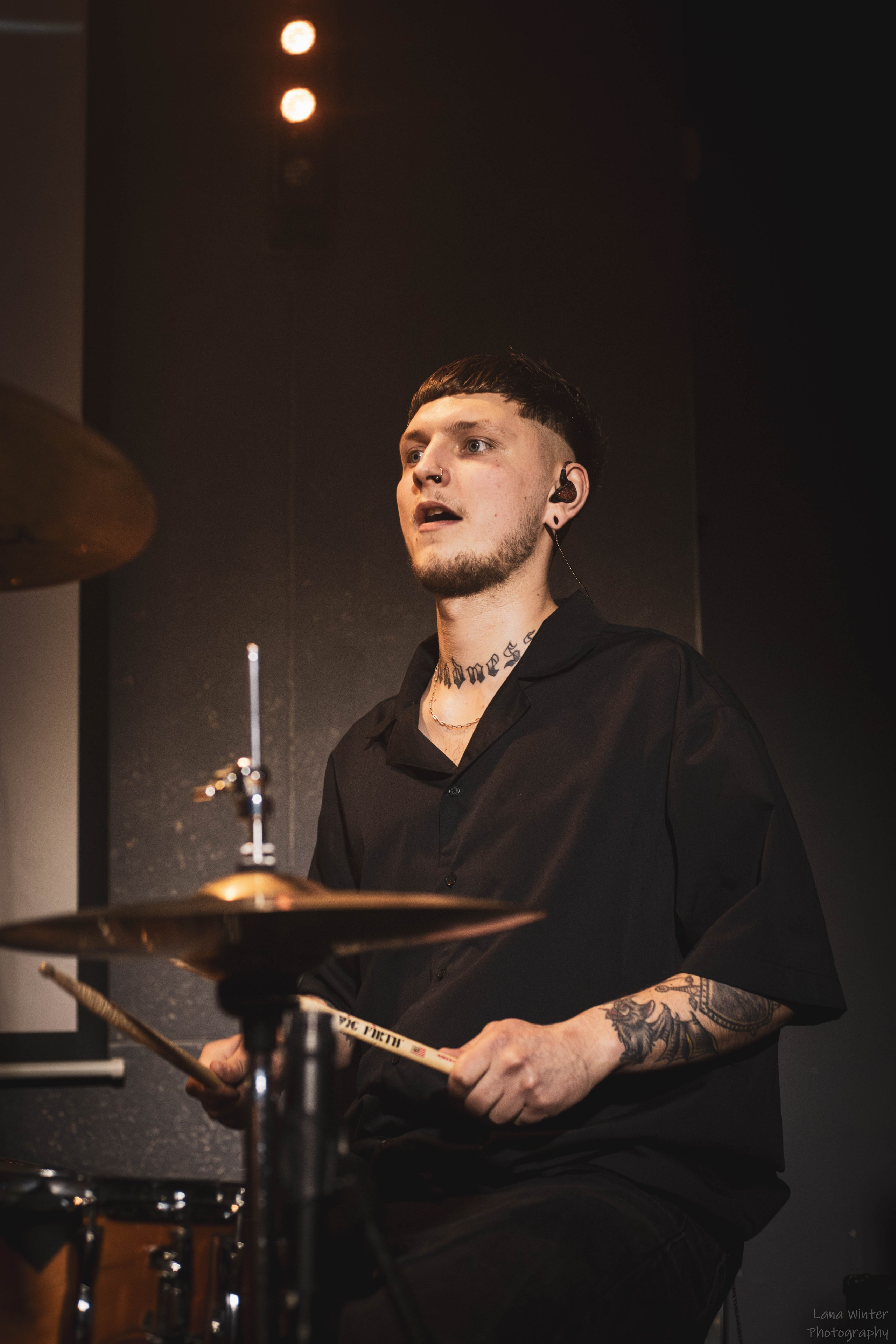 Площадь Восстания (8 марта 2025 года, Москва, клуб Техника Безопасности). Фотограф Светлана Блинова, Москва и Московская область