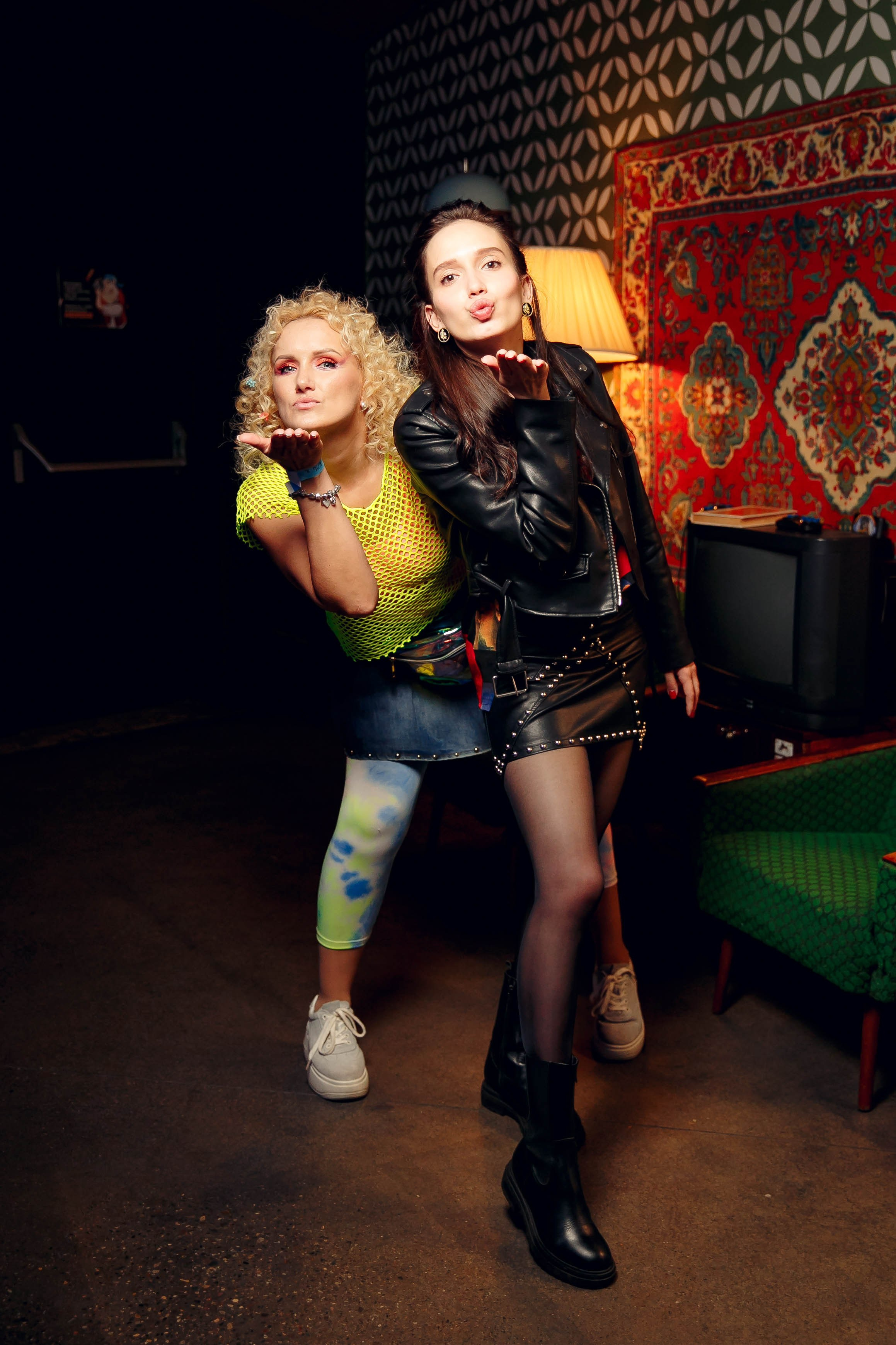 Фотосессия в стиле «90-е». Ваш репортажный фотограф Артемий Антонов