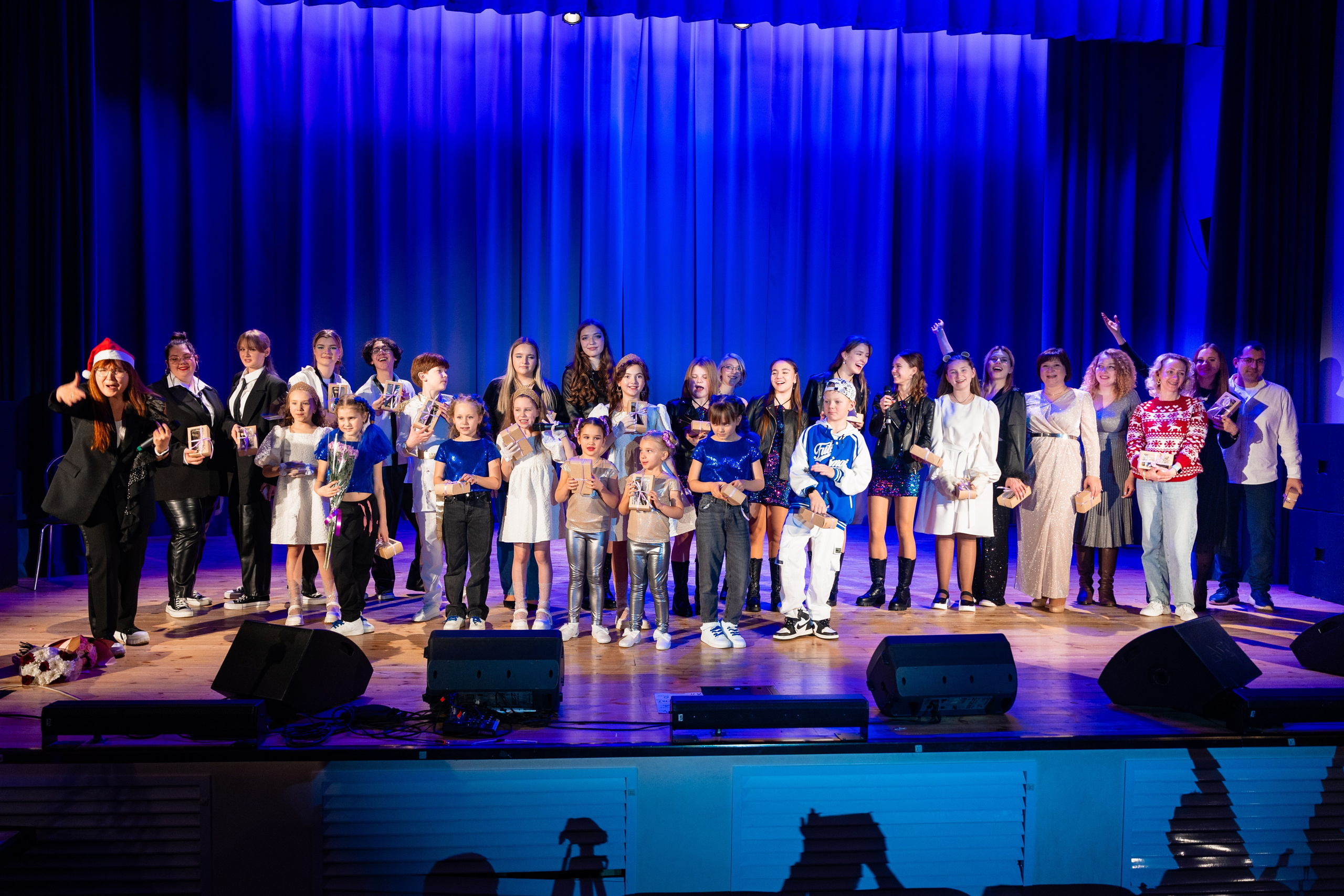 Концерт ДК Буривестник. Фотограф Никита Комаров