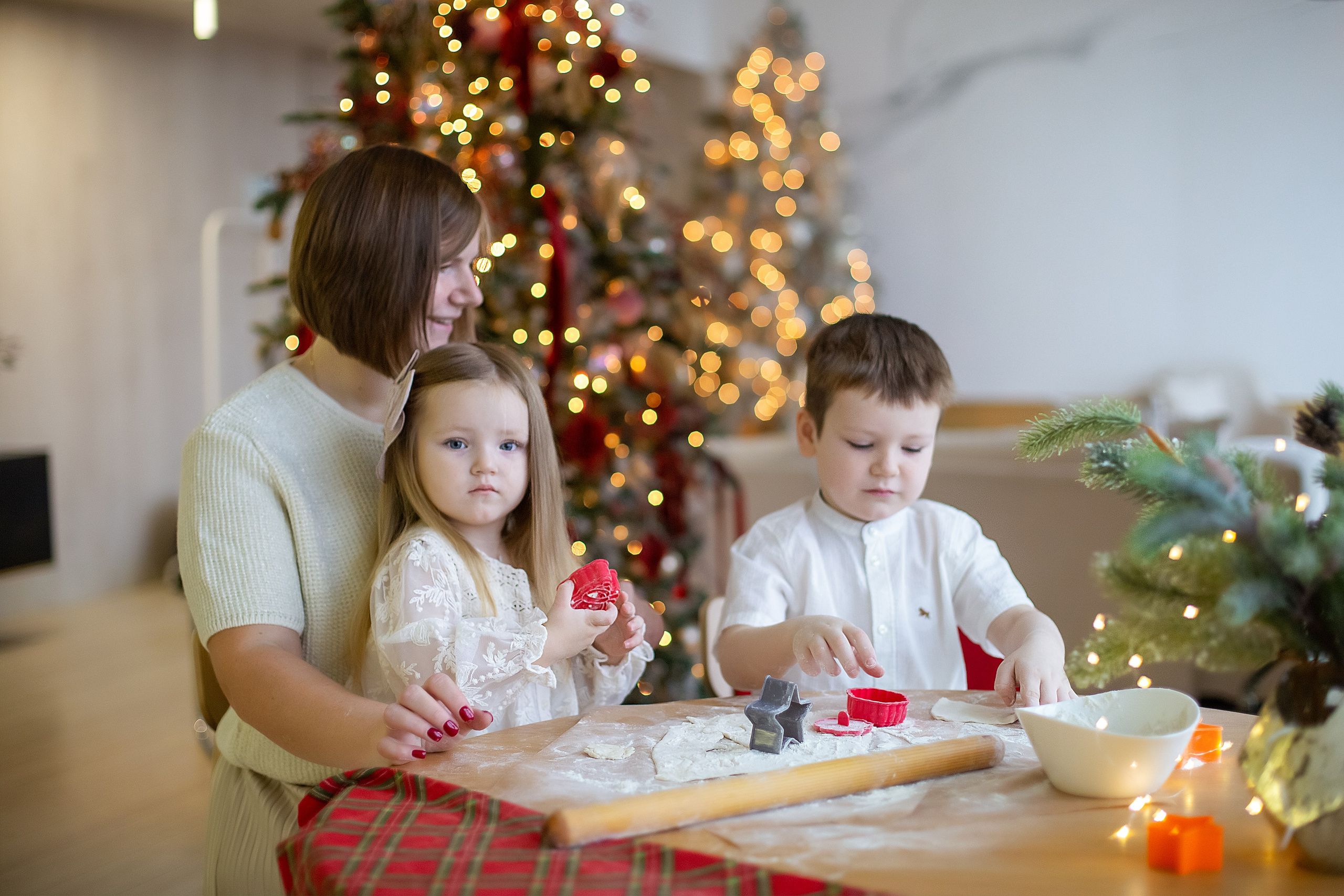 Ксения с детками. Фотограф Анастасия, СПб: живые семейные и женские фотосессии без позирования, наполненные эмоциями