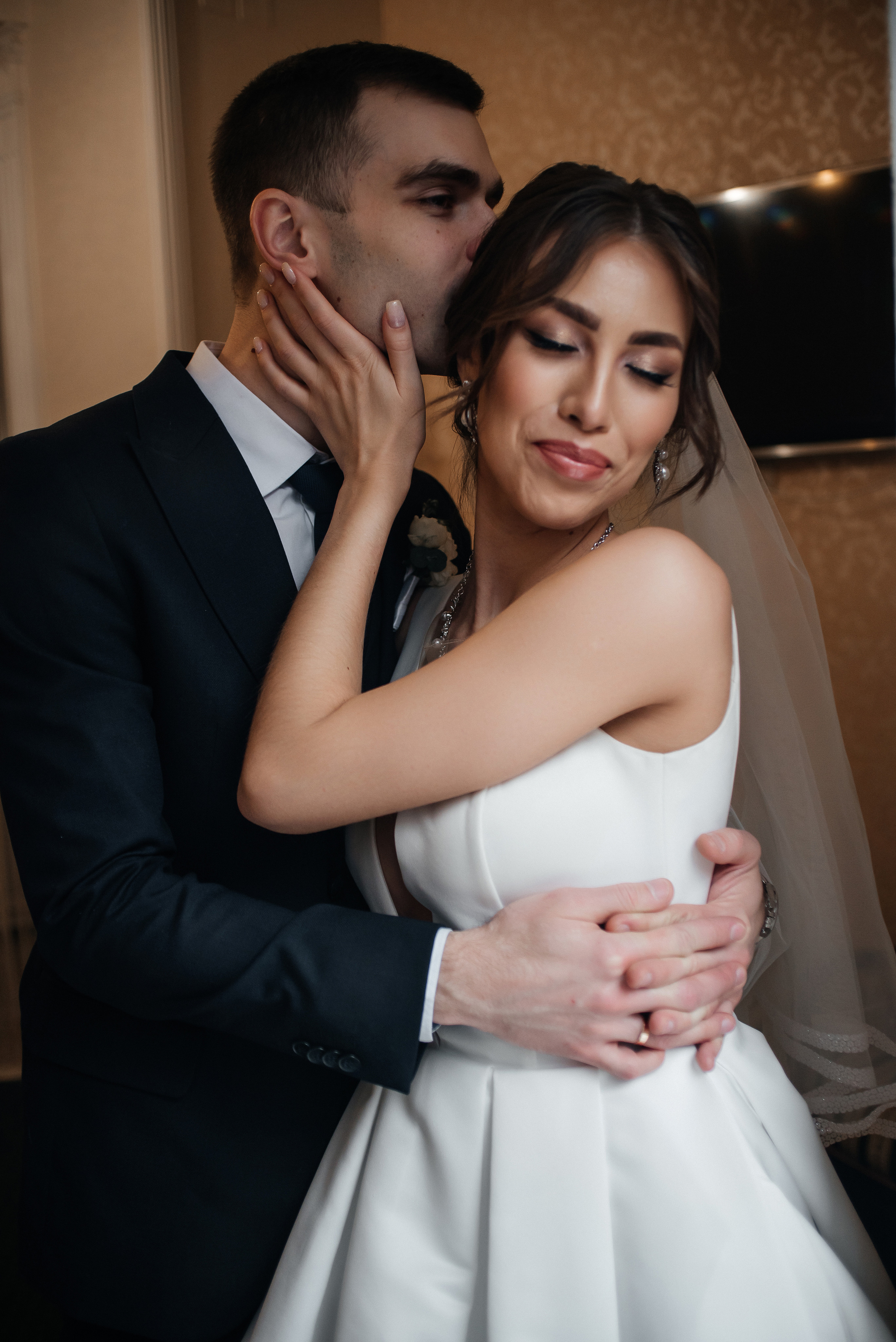 Виктория и Евгений. Свадебные фотограф и видеограф в Саратове