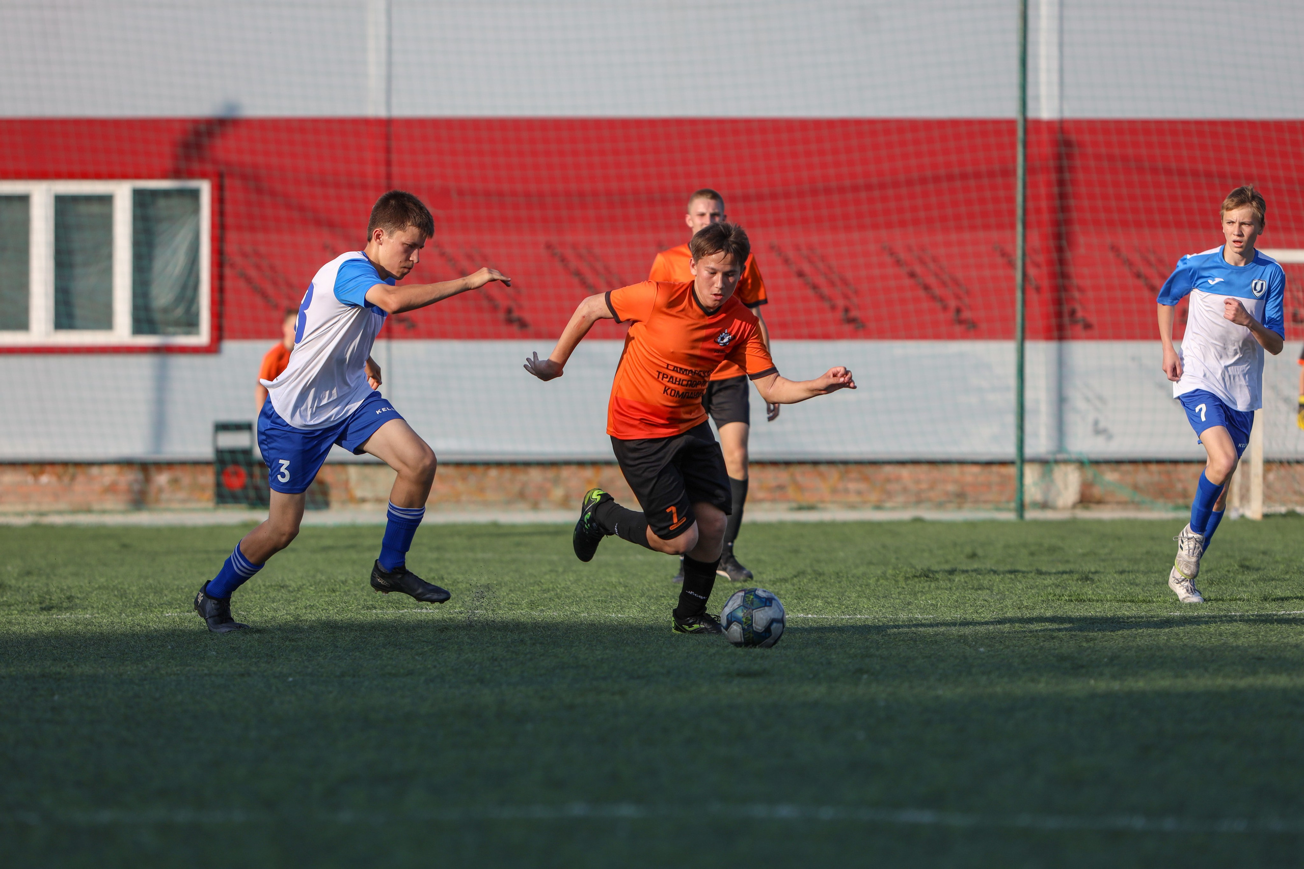 Кинель — Виктория Унион. Чемпионат СФПЛ. Молодежная футбольная лига U-15. Спортивный фотограф в Самаре