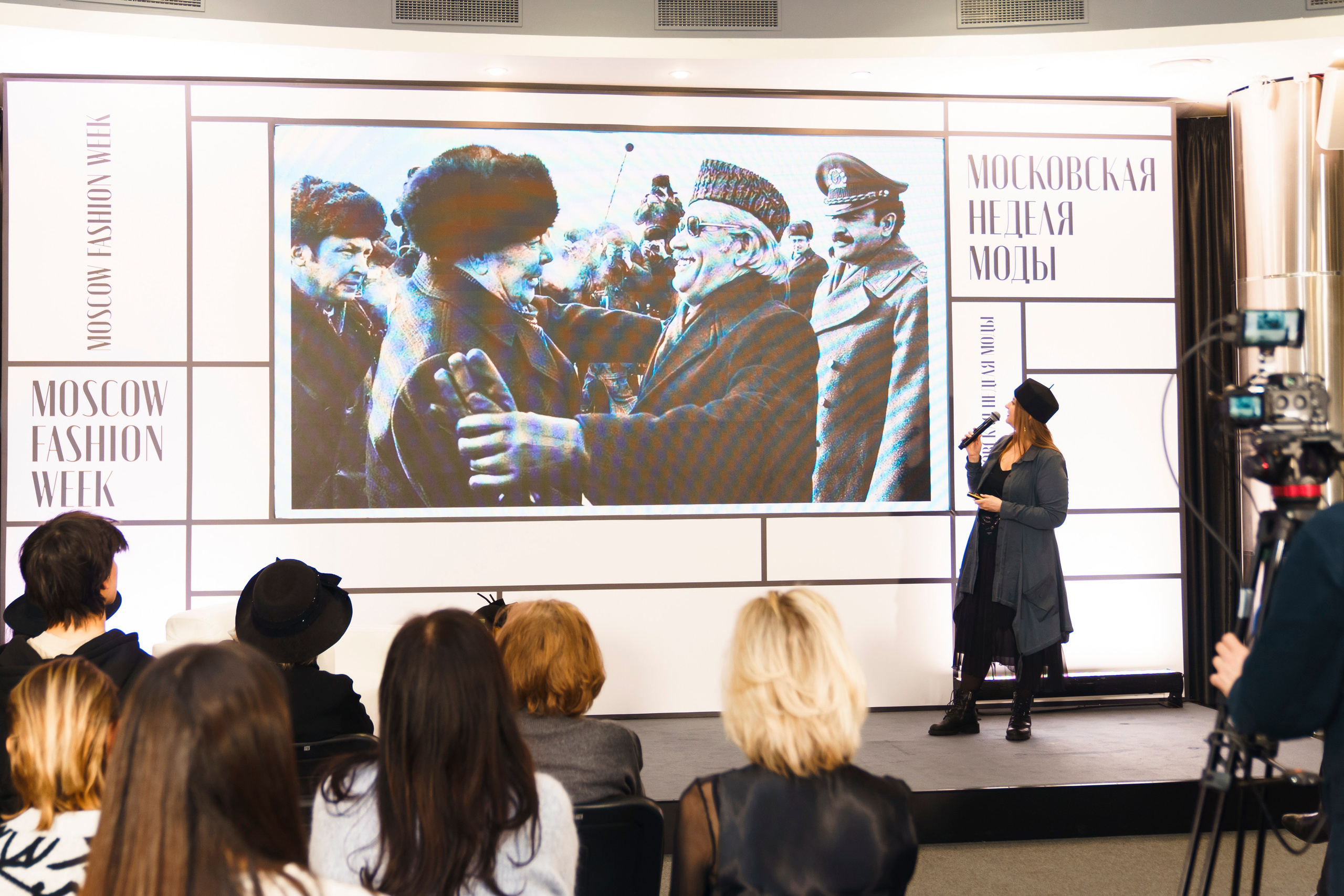 Fashion Week 2025. Свадебный фотограф в Москве Кристина Чехова