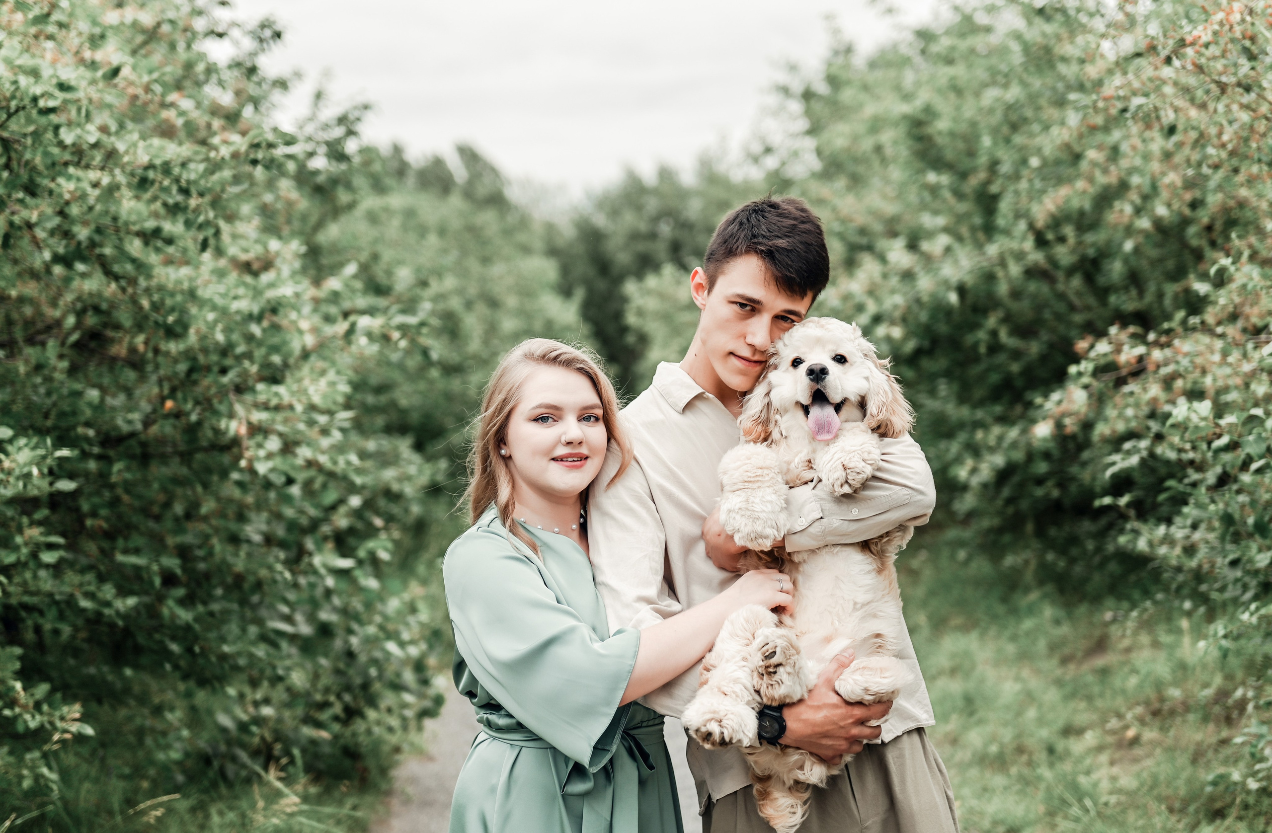 Love story прогулка вместе с песиком))). Свадебный, семейный, детский, контент фотограф в Омске Максим Ильин