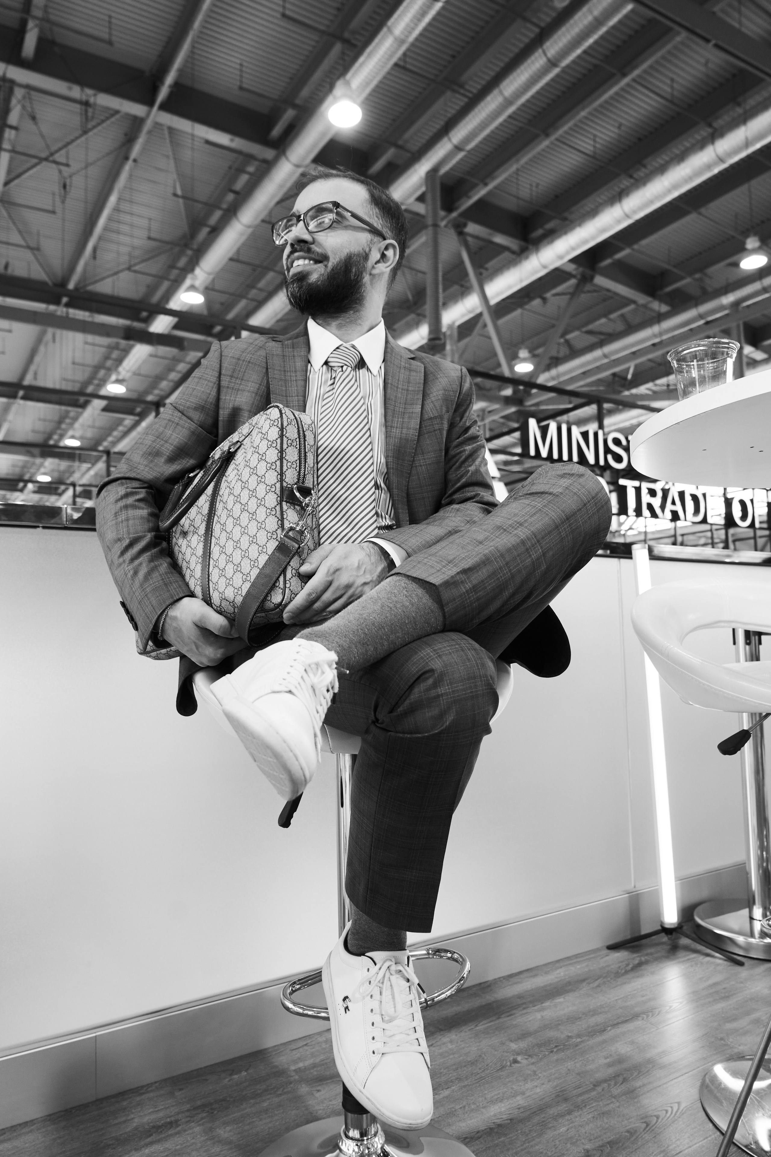 Деловые Портреты женщин и мужчин. Студийный и Рекламный Фотограф в Екатеринбурге Сергей Минин