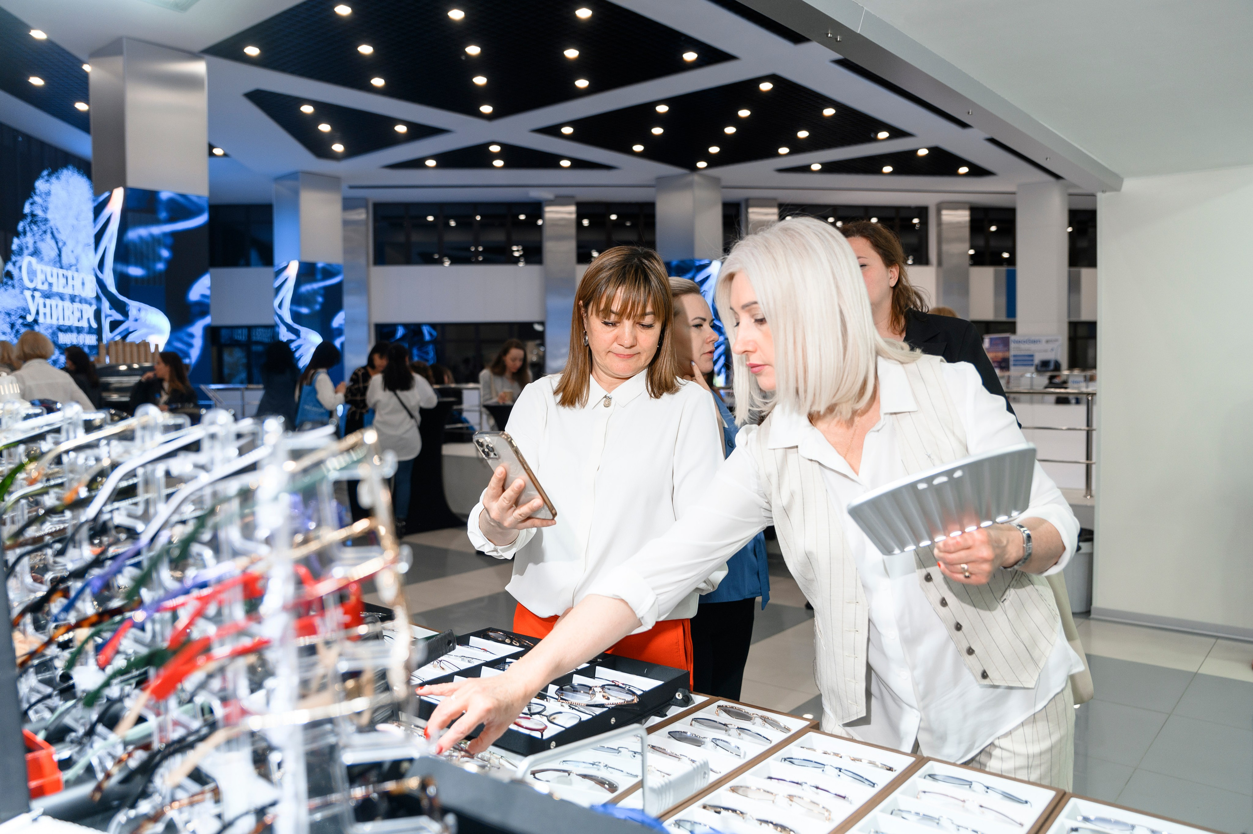 СТЕНДЫ. PRO-AGELESS