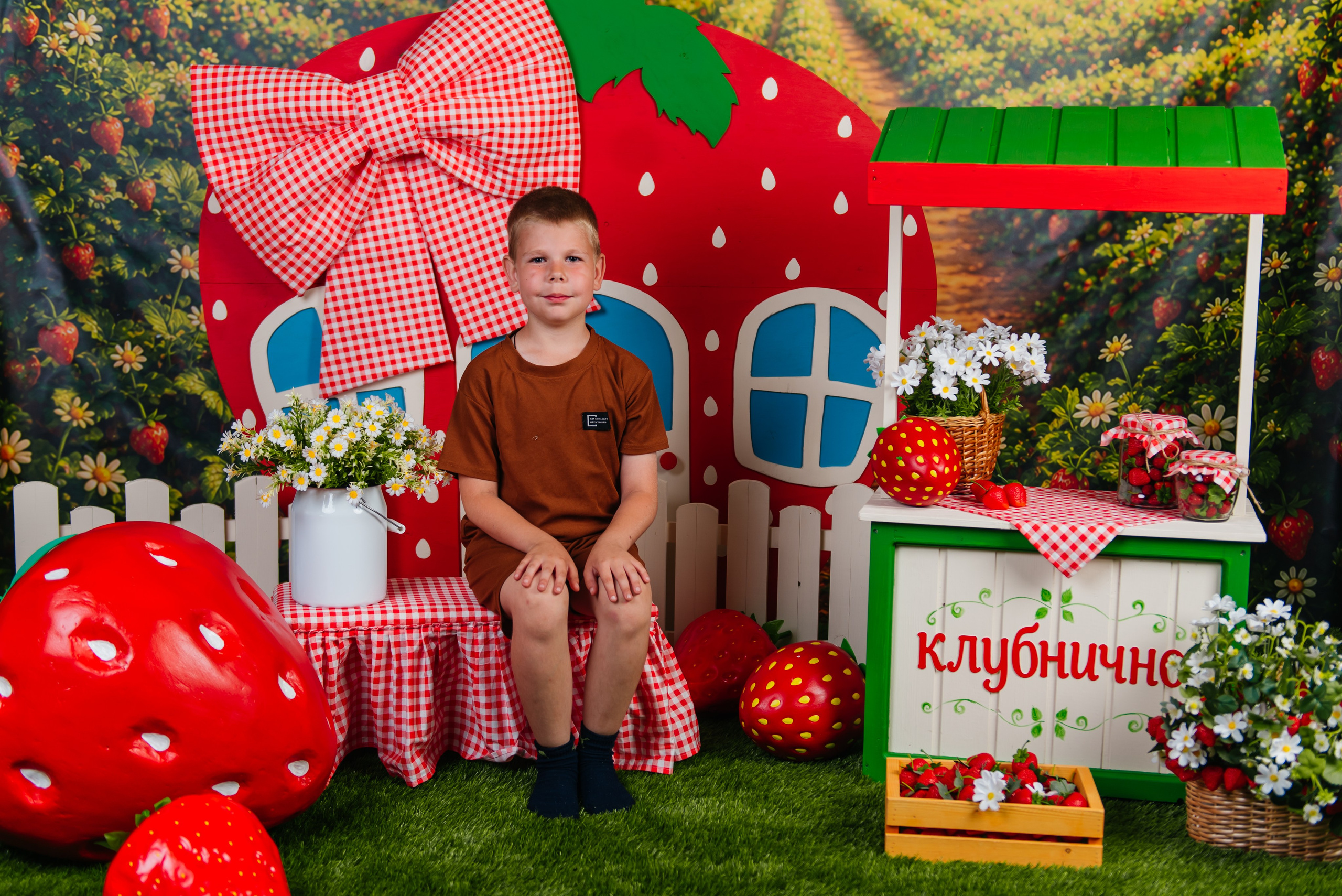 Клубнично. Фотограф в Республике Мордовия София Сержантова
