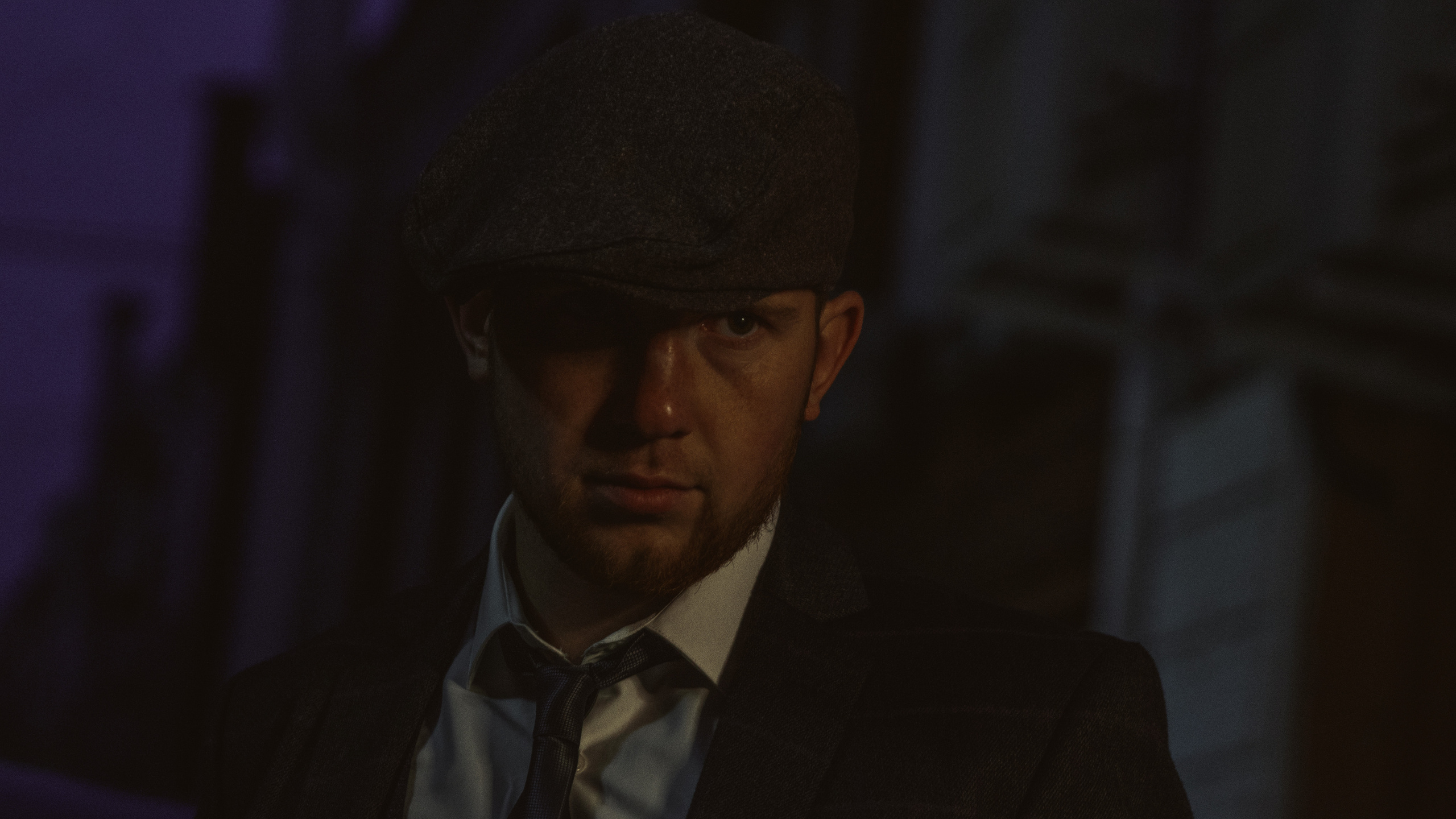 Стильный мужской портрет Омск. Ёлкин Александр Фотограф