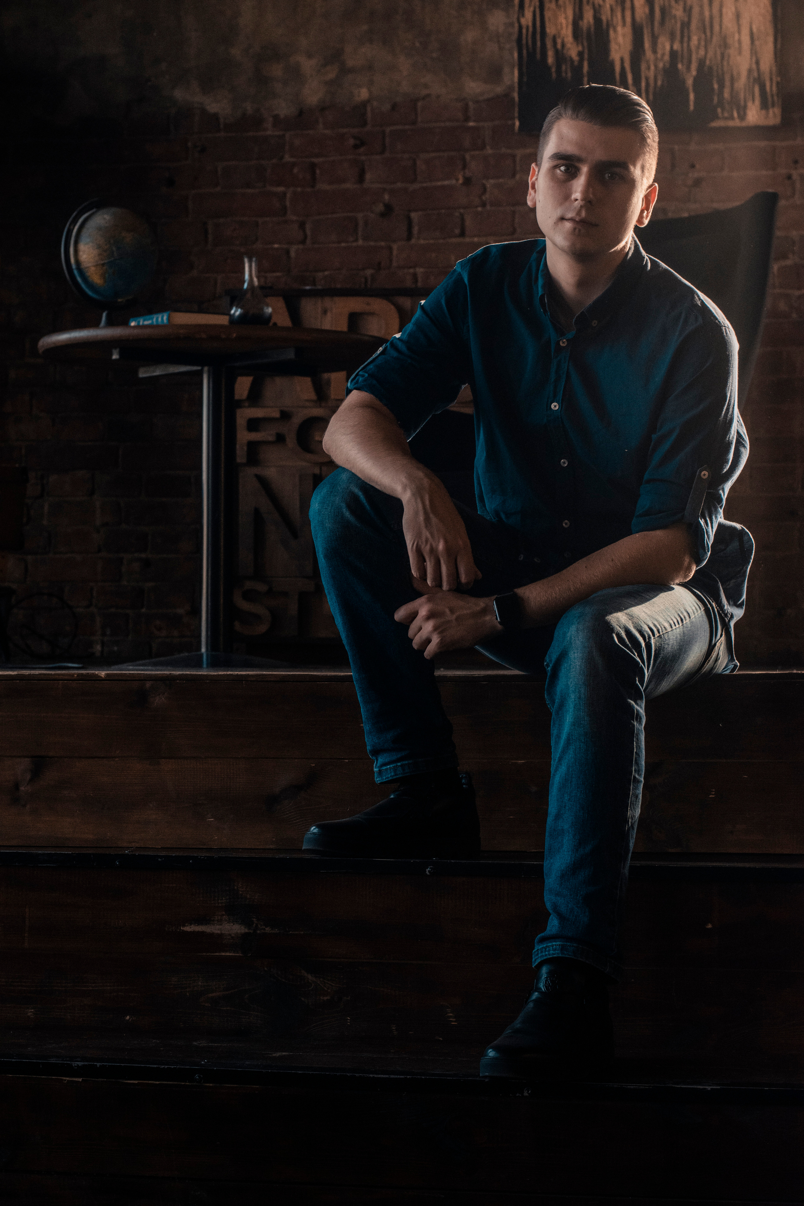 Стильный мужской портрет Омск. Ёлкин Александр Фотограф