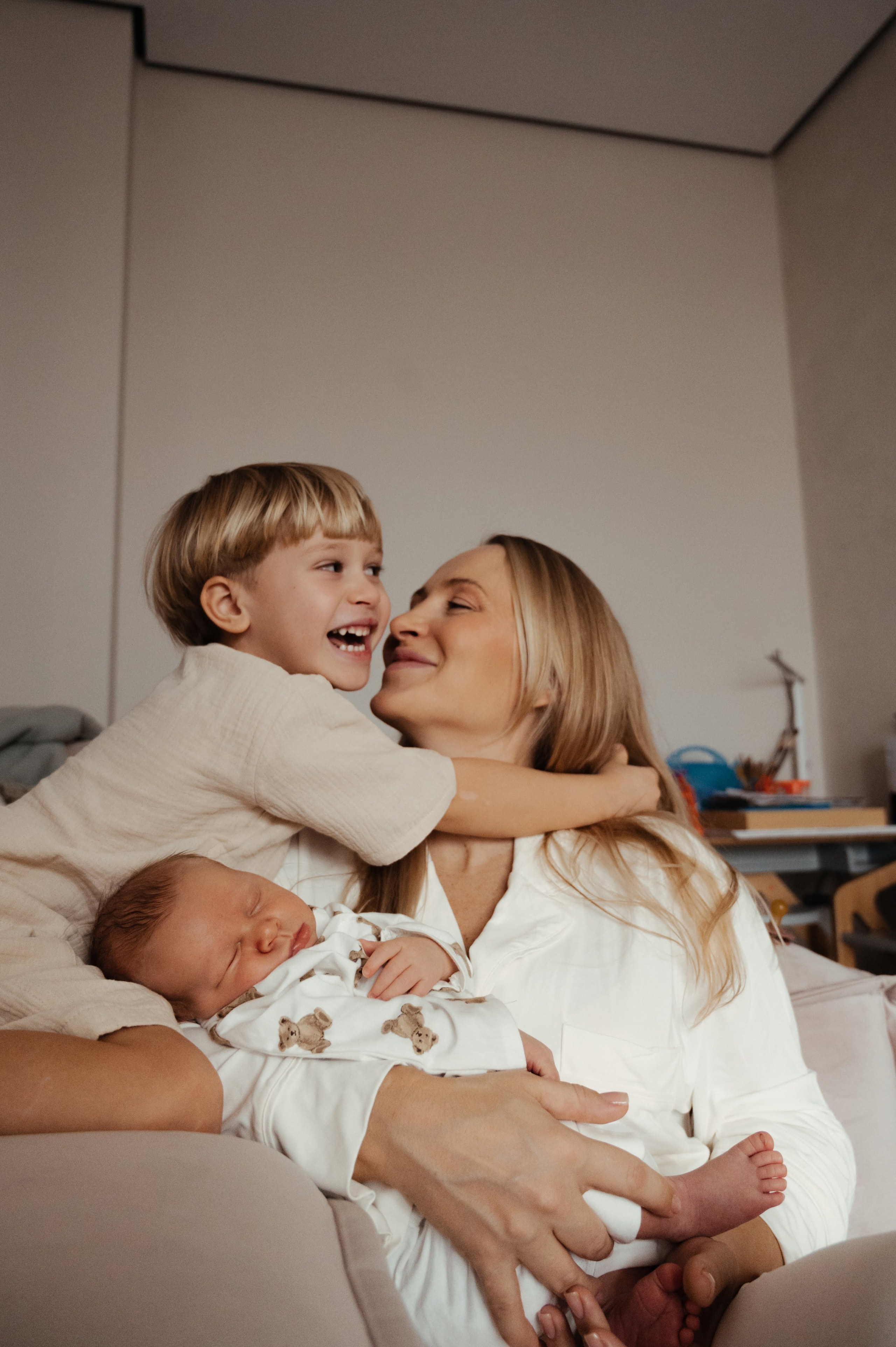 Леночка. Профессиональный фотограф беременности в СПБ. Стильные фотосессии беременности в стиле минимализм и классическая фотография