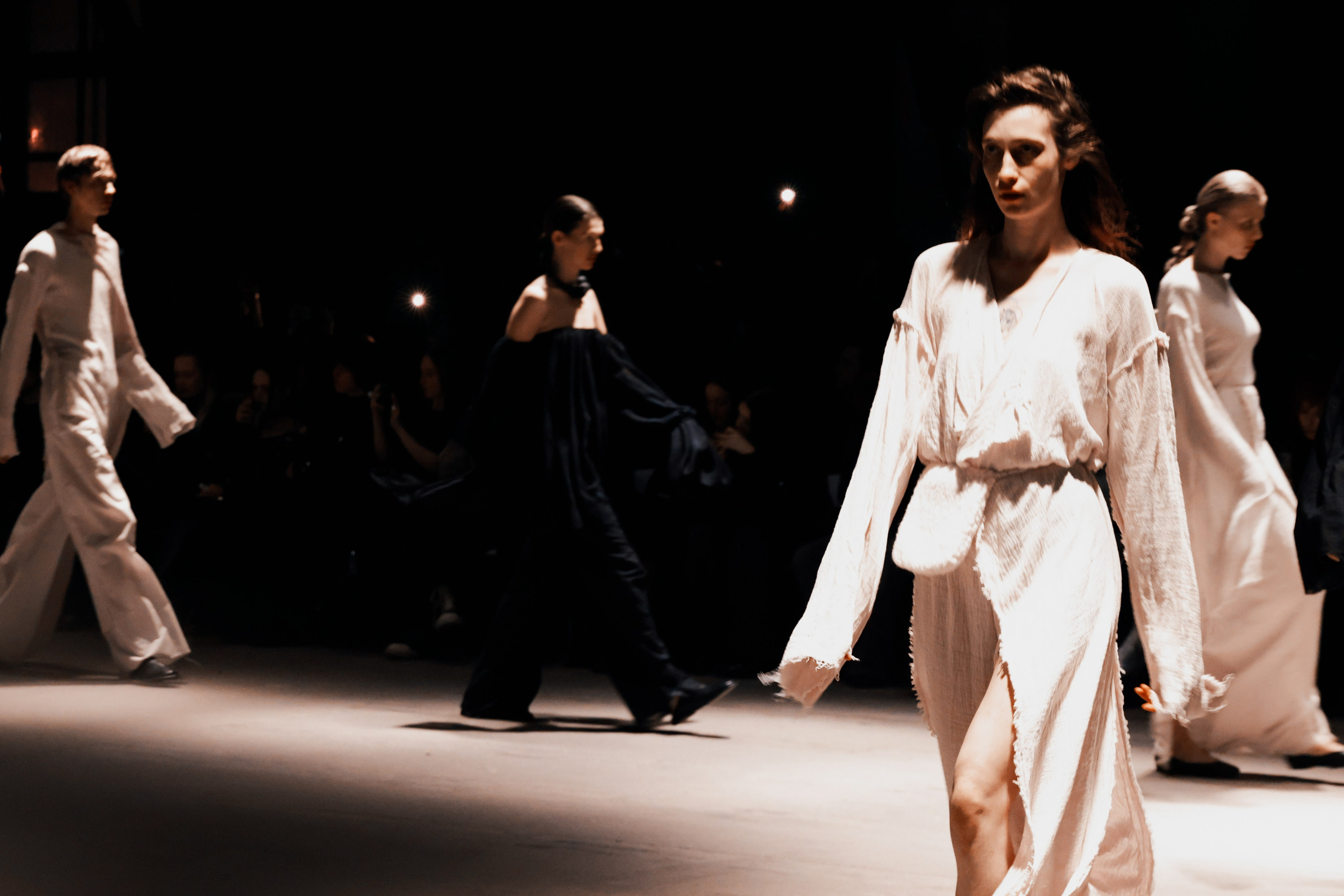 AUXI HAOS`25. Fashion Фотограф в СПб Yana Kochkina